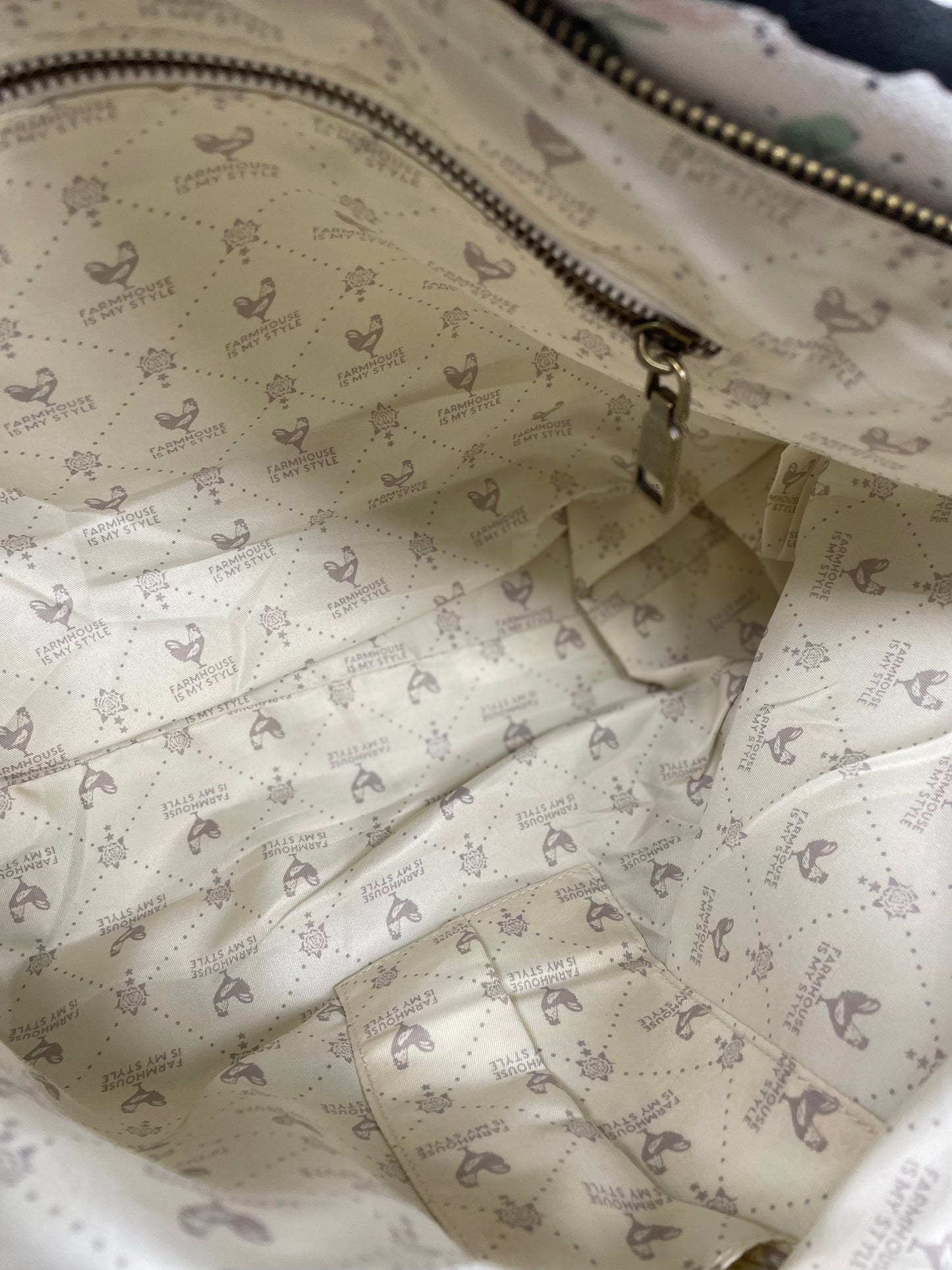 Tote By SENE GENCE INTERNATIONAL , Size: Large