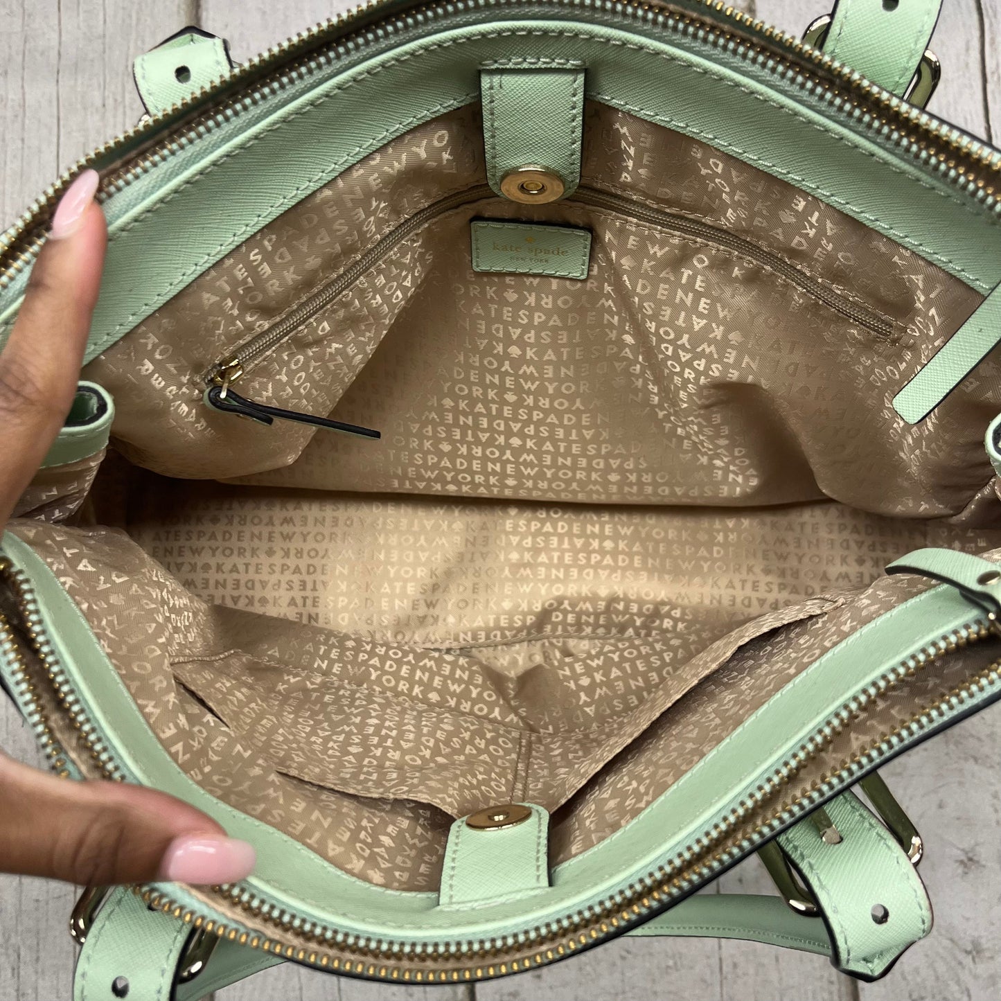Handbag Designer By Kate Spade Size: Large