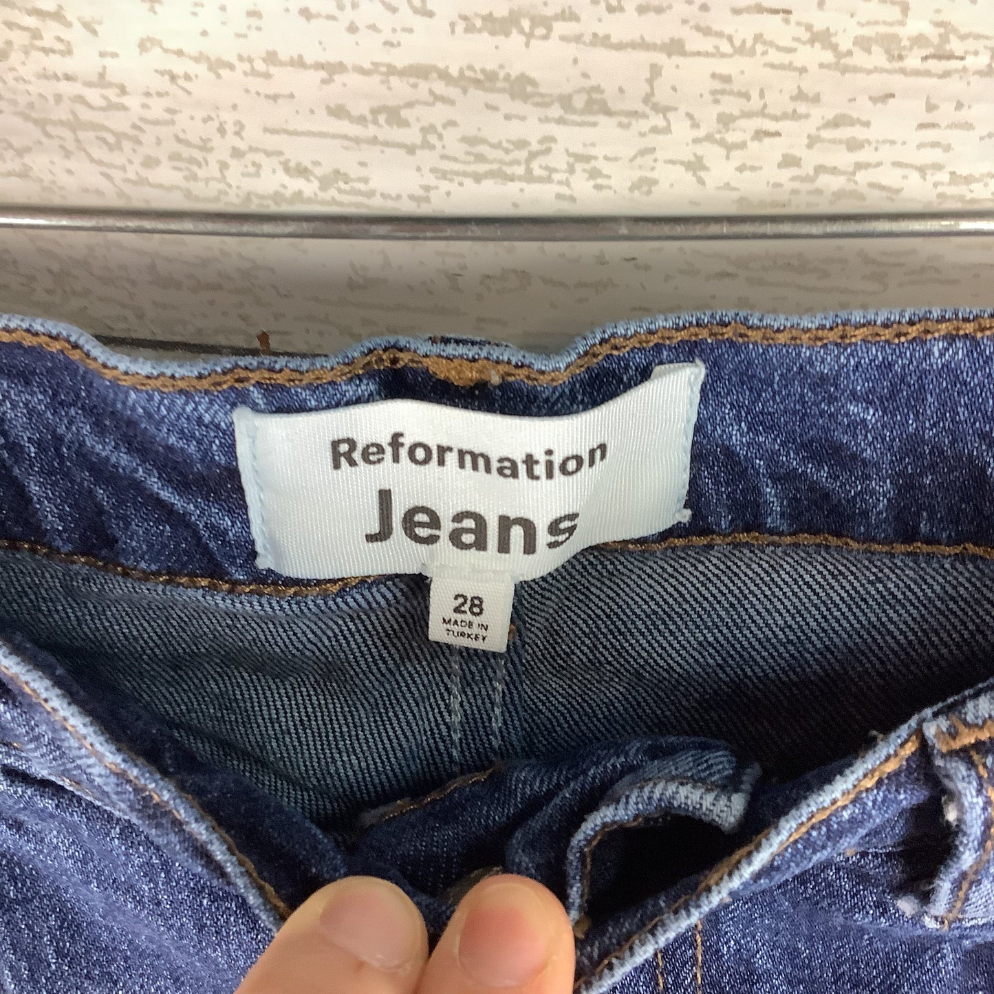 Jeans Straight By Reformation In Blue Denim, Size: 6 (28)