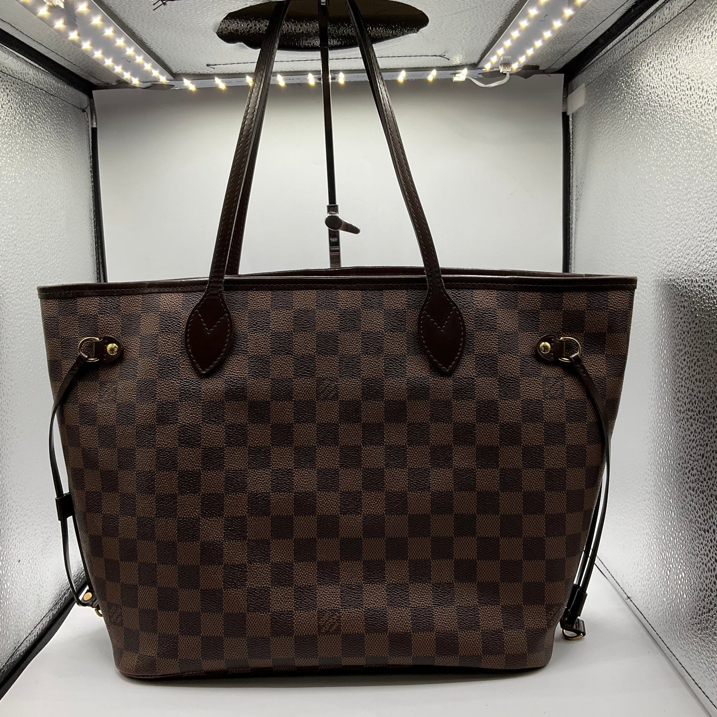 Handbag Luxury Designer By Louis Vuitton, Size: Large