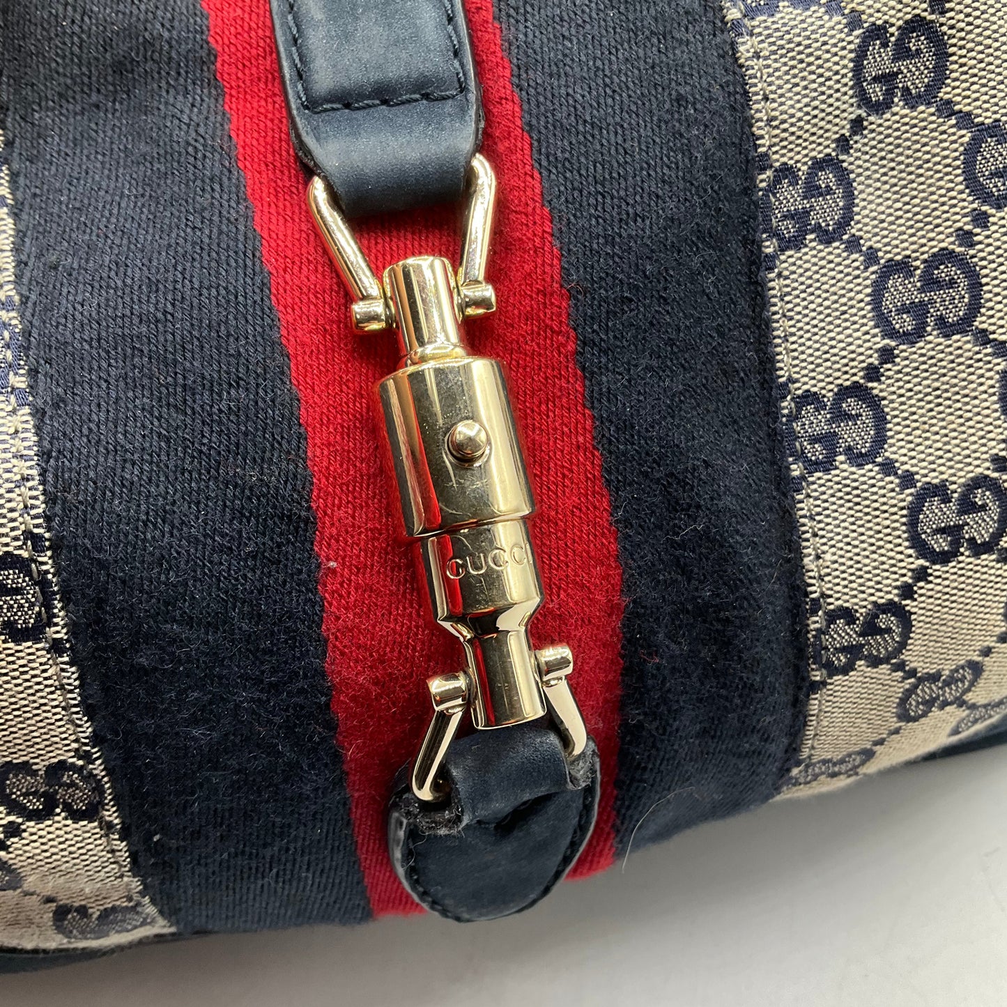 Handbag Luxury Designer By Gucci, Size: Small