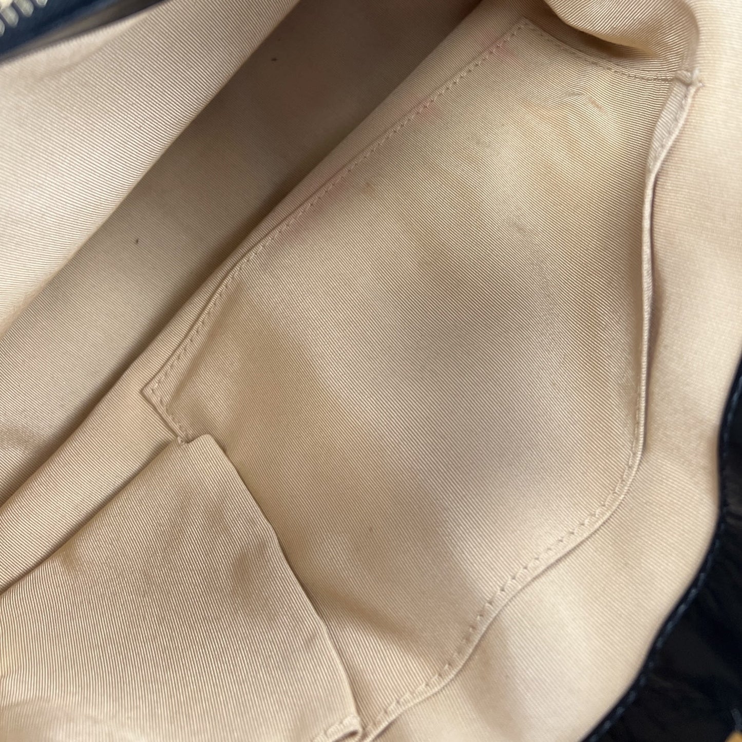 Handbag Luxury Designer By Chanel In Cream, Size:Medium