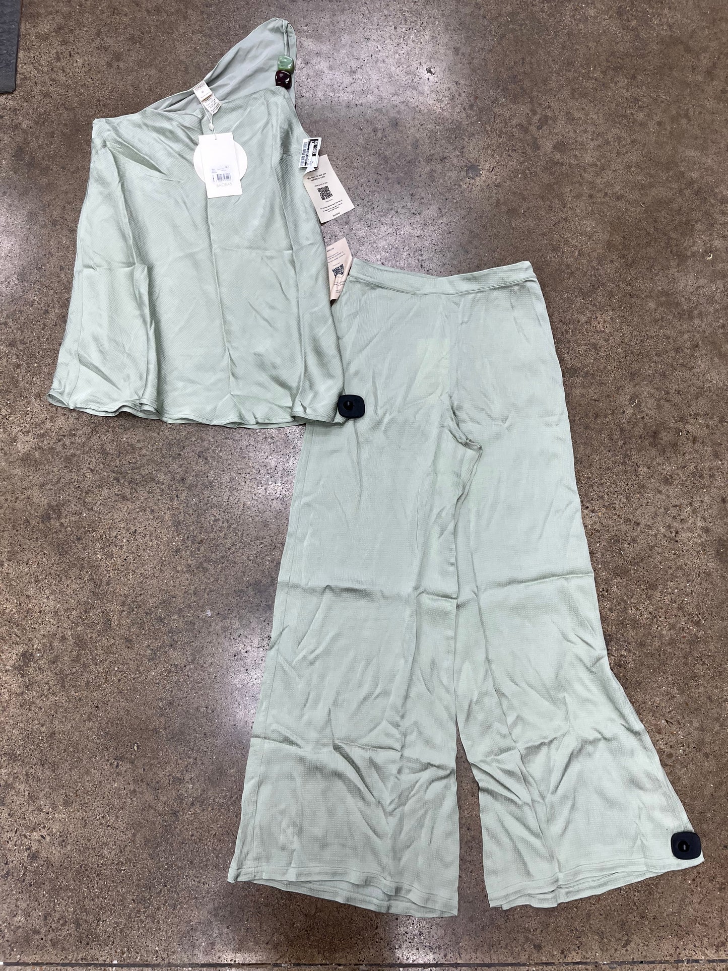 Pants Set 2Pc By Clothes Mentor In Green, Size:Xs