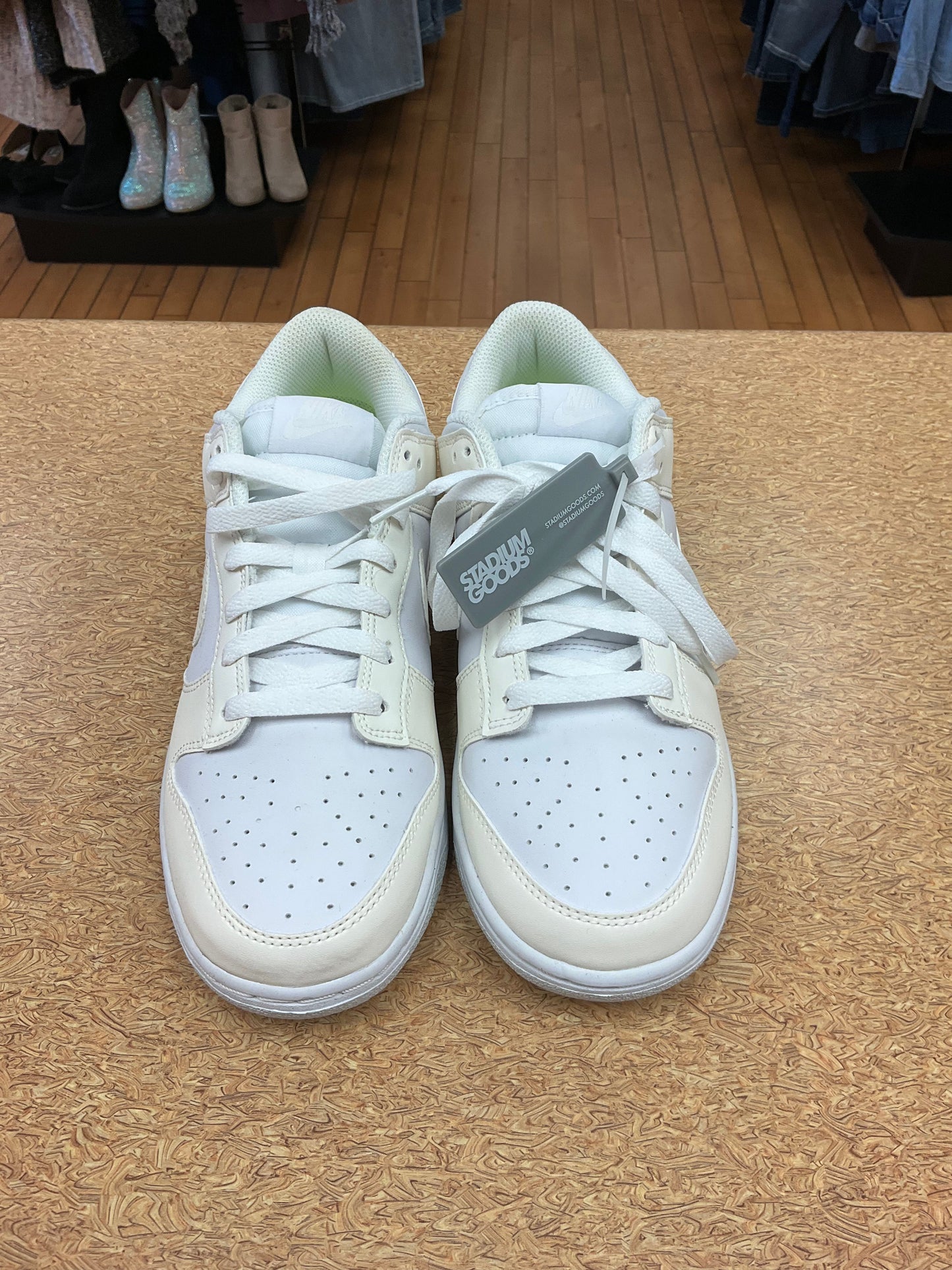 SHOES SNEAKERS by NIKE In CREAM, Size: 8