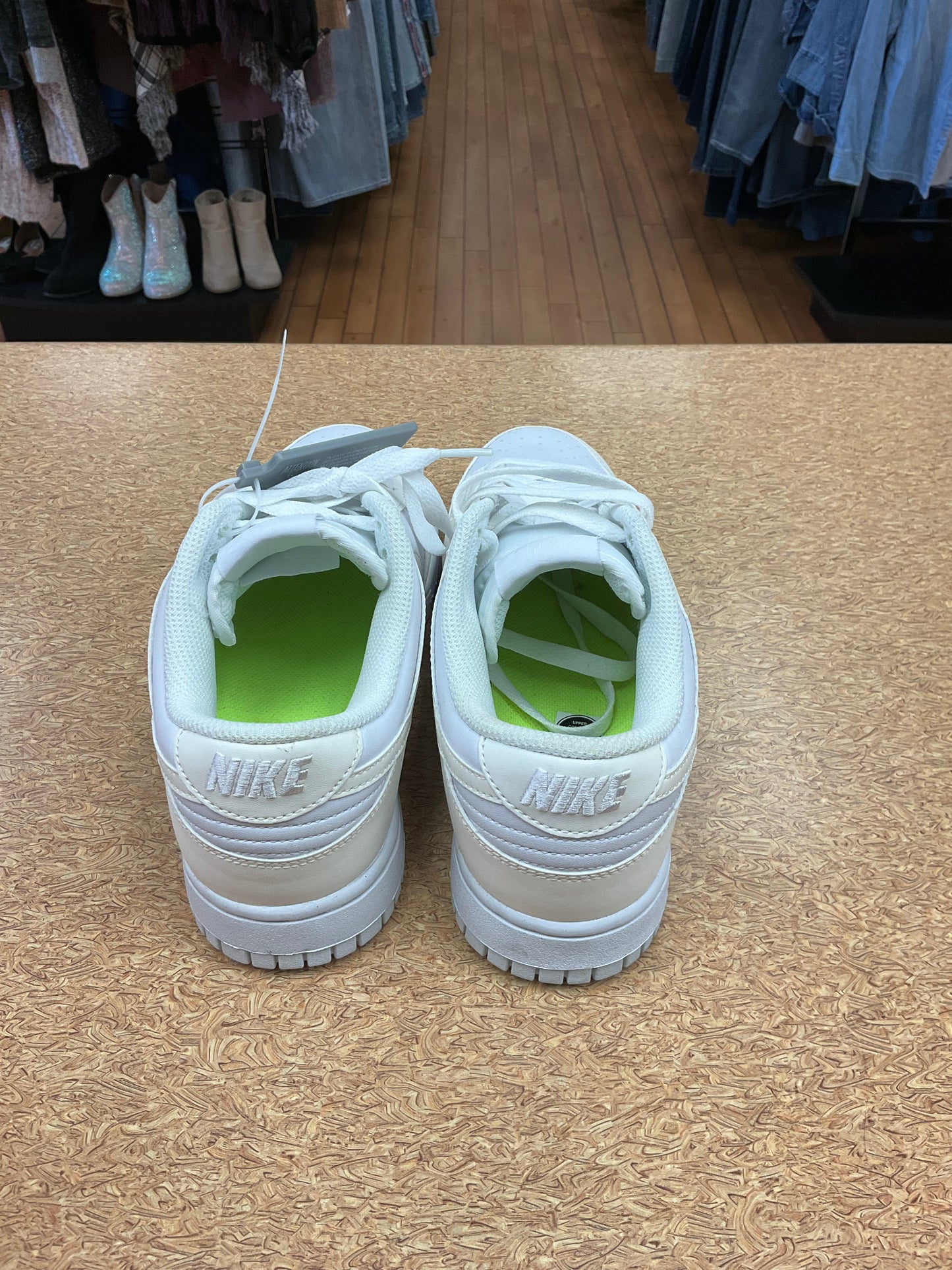 SHOES SNEAKERS by NIKE In CREAM, Size: 8