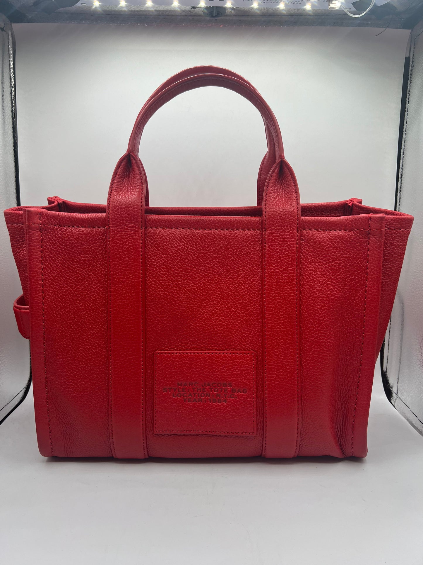 TOTE LUXURY DESIGNER by MARC JACOBS In RED, Size: LARGE