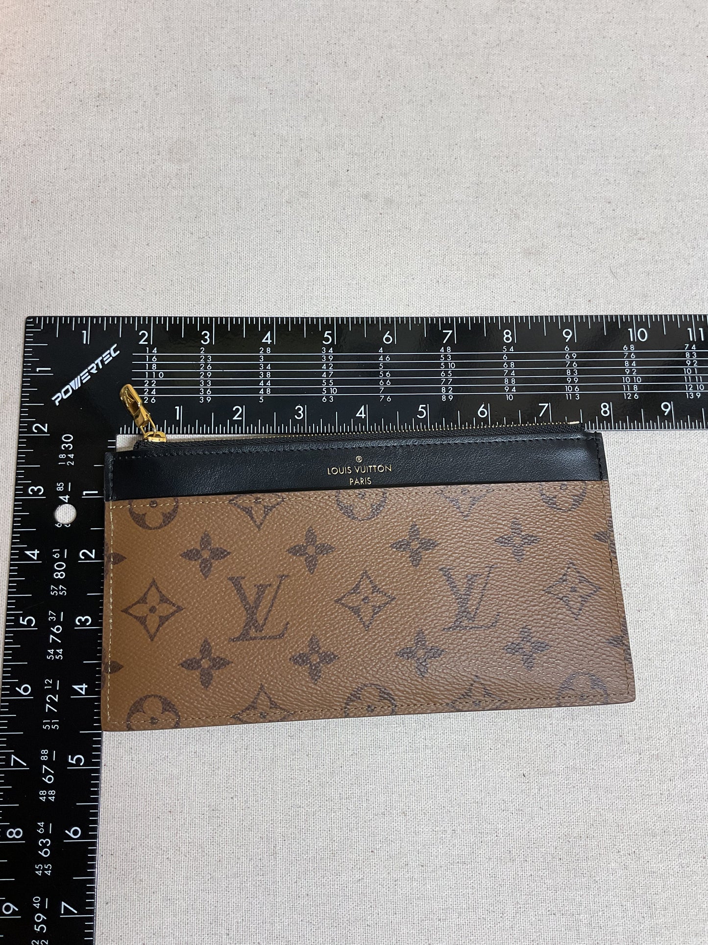 Wallet Luxury Designer By Louis Vuitton, Size: Medium