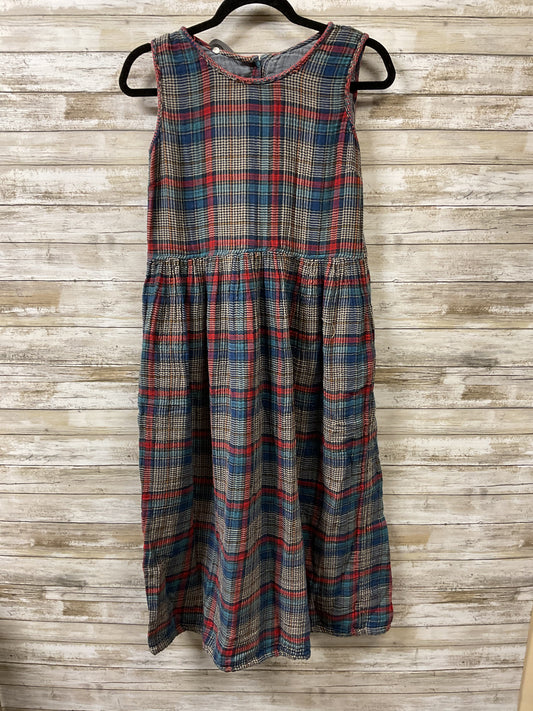 Dress Casual Midi By Natural Life In Plaid Pattern, Size:M