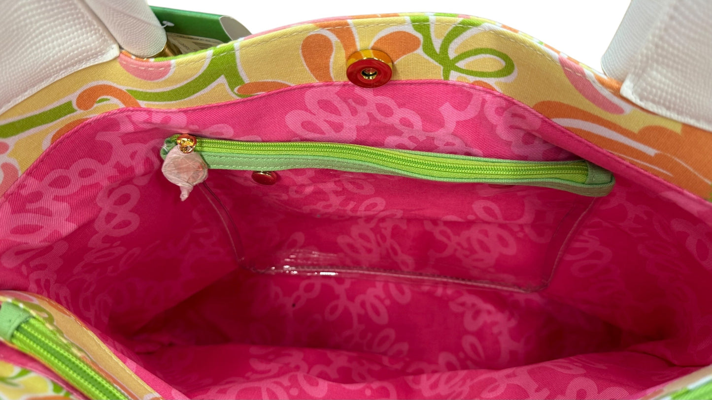 Handbag Designer By Lilly Pulitzer, Size: Medium