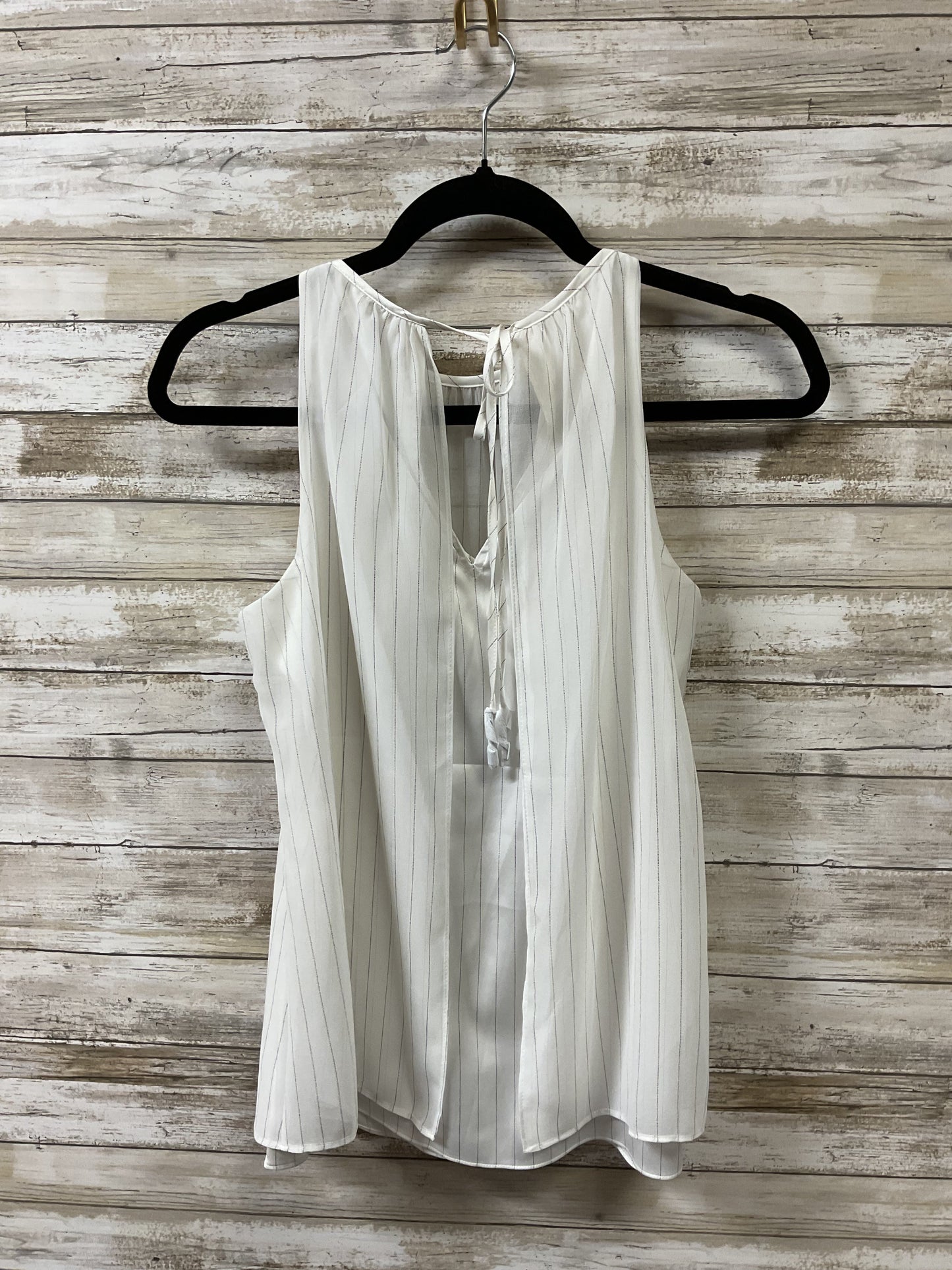 Top Sleeveless By White House Black Market In White, Size:Xs
