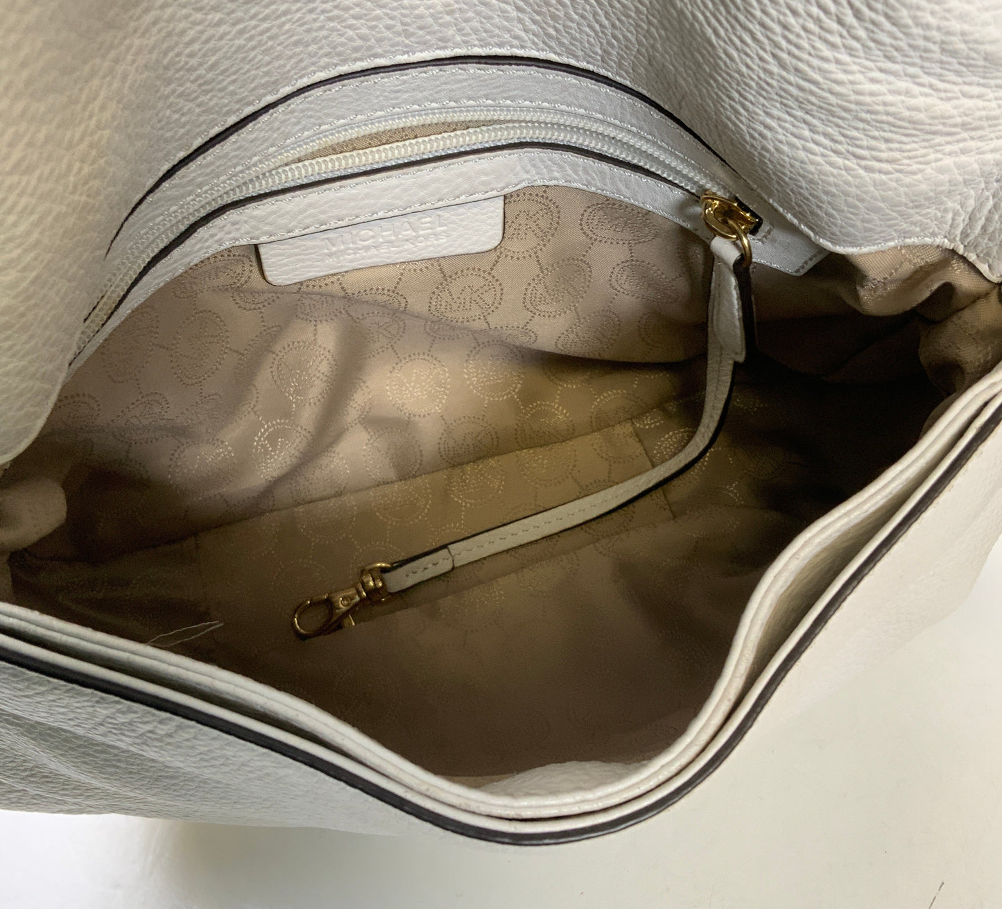 Crossbody Designer By Michael Kors Collection In White, Size:Medium