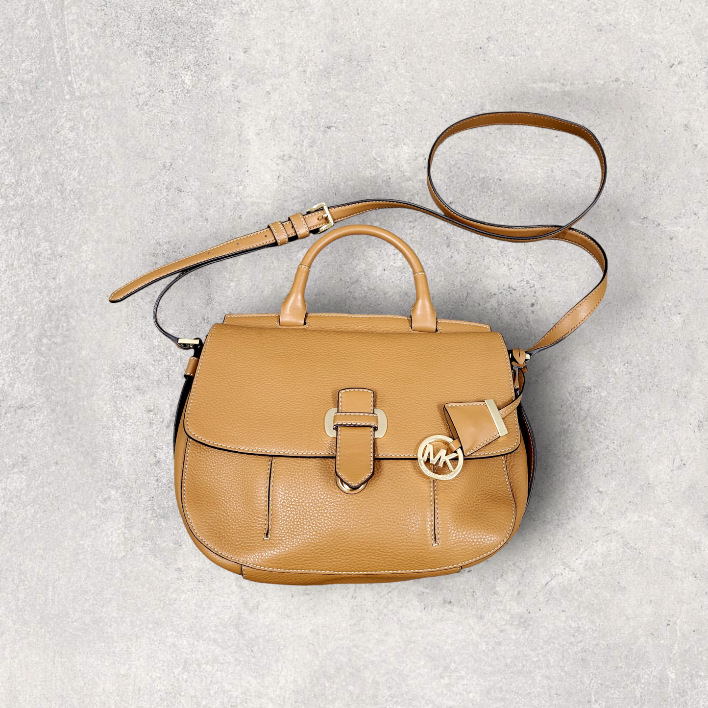 Handbag Designer By Michael Kors Size: Medium