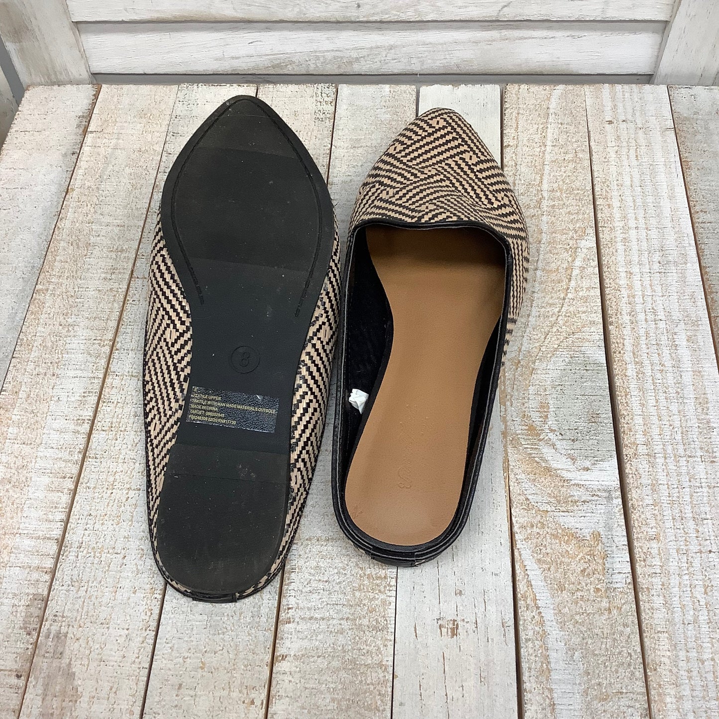 Shoes Flats Mule & Slide By Universal Thread Size: 8