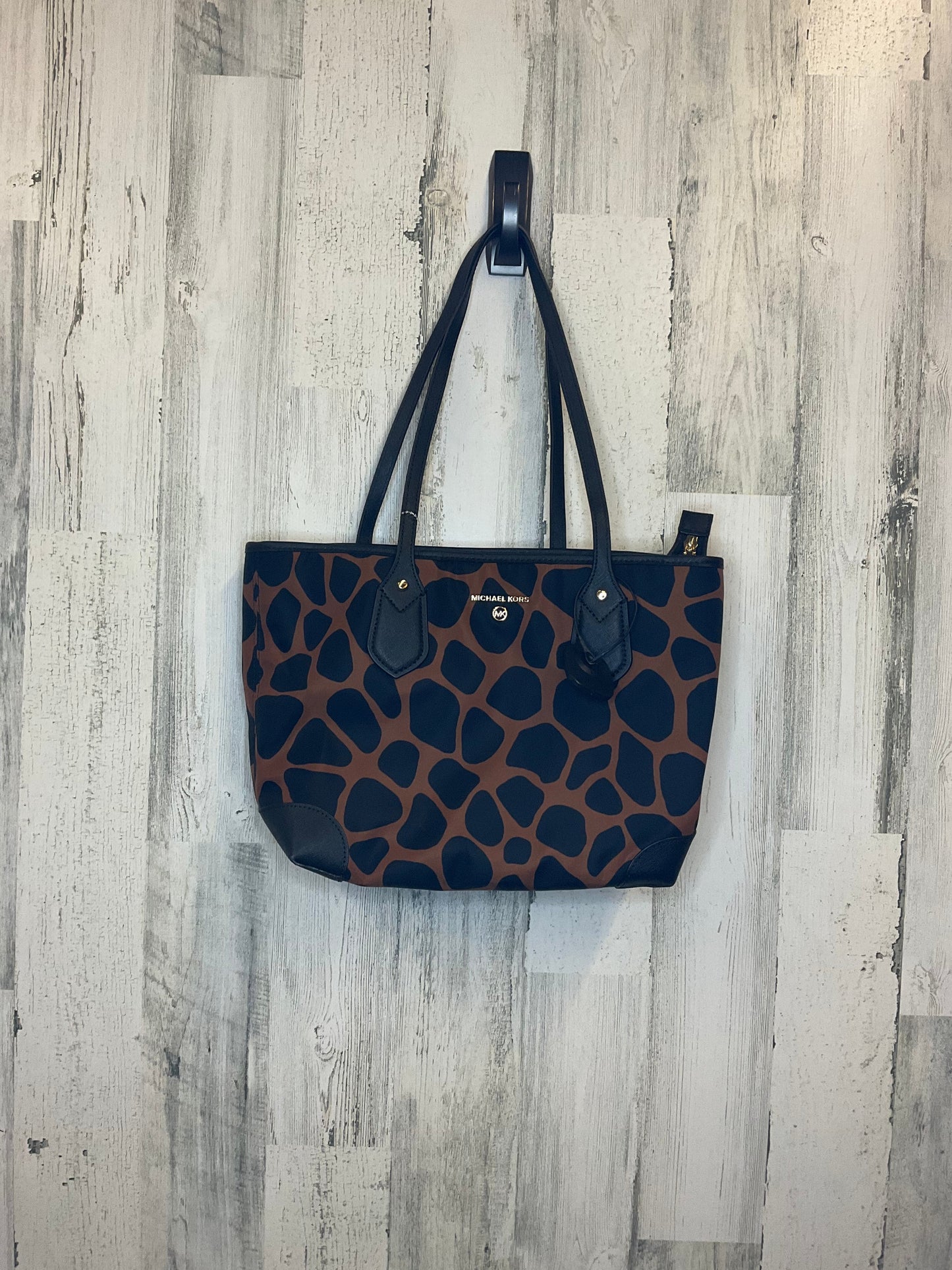 Handbag Designer By Michael Kors Size: Medium