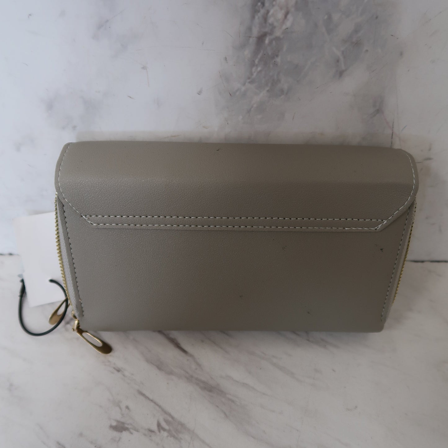 Wallet By Clothes Mentor Size: Large