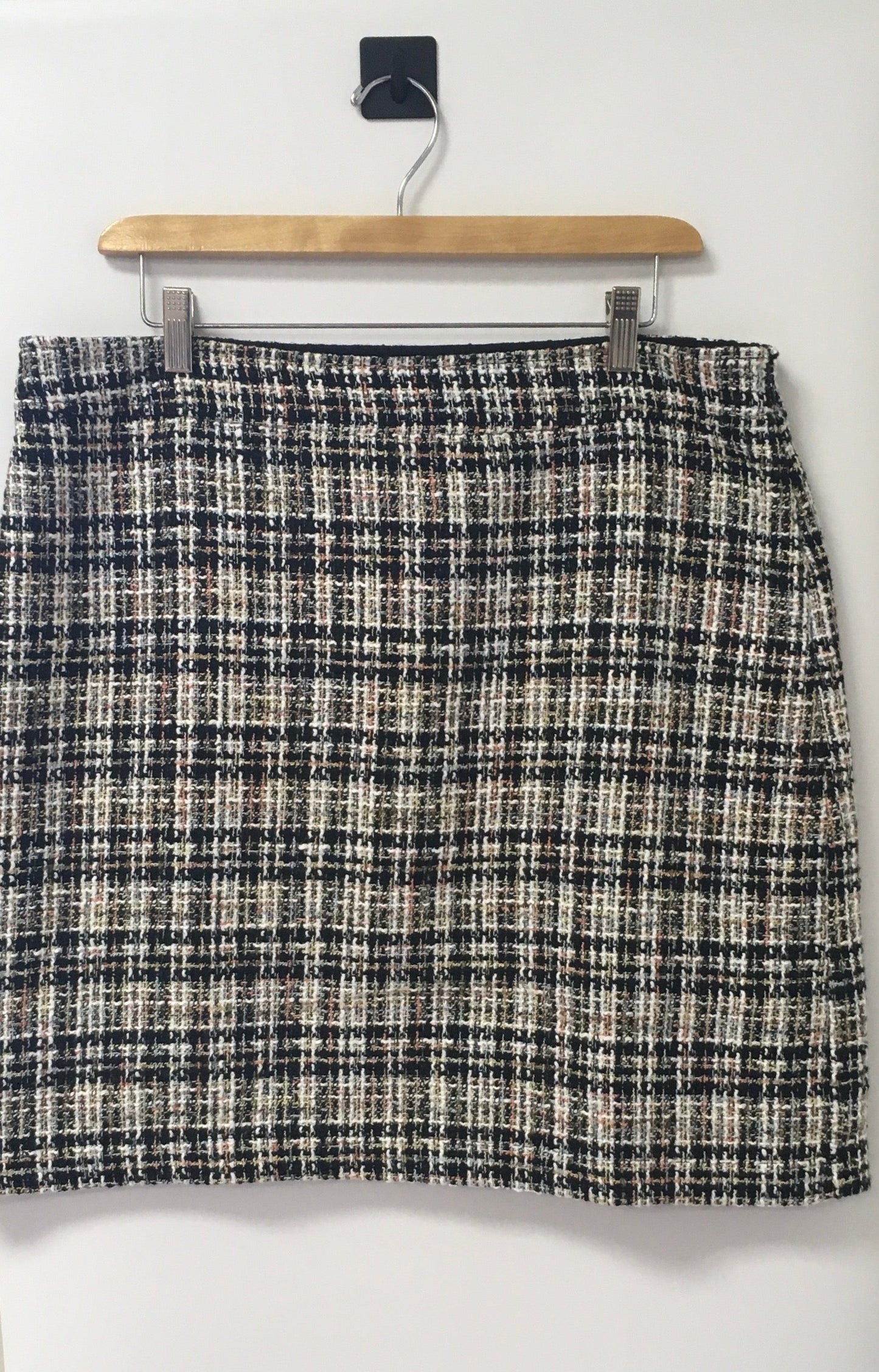 Skirt Mini & Short By Loft Size: 14tall