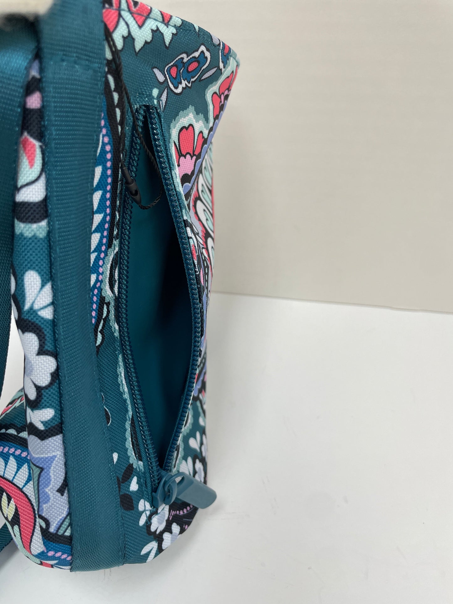 Crossbody By Vera Bradley Size: Small