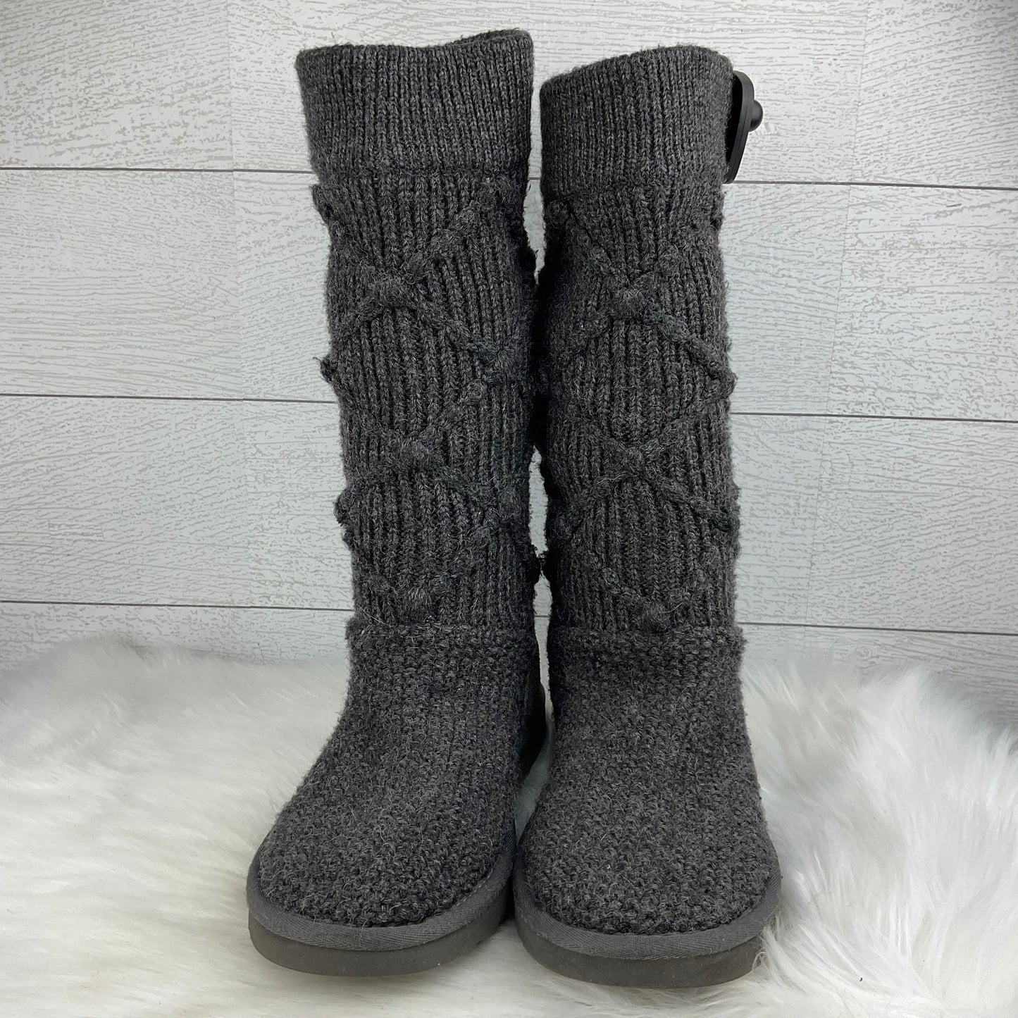 Boots Designer By Ugg Size: 8
