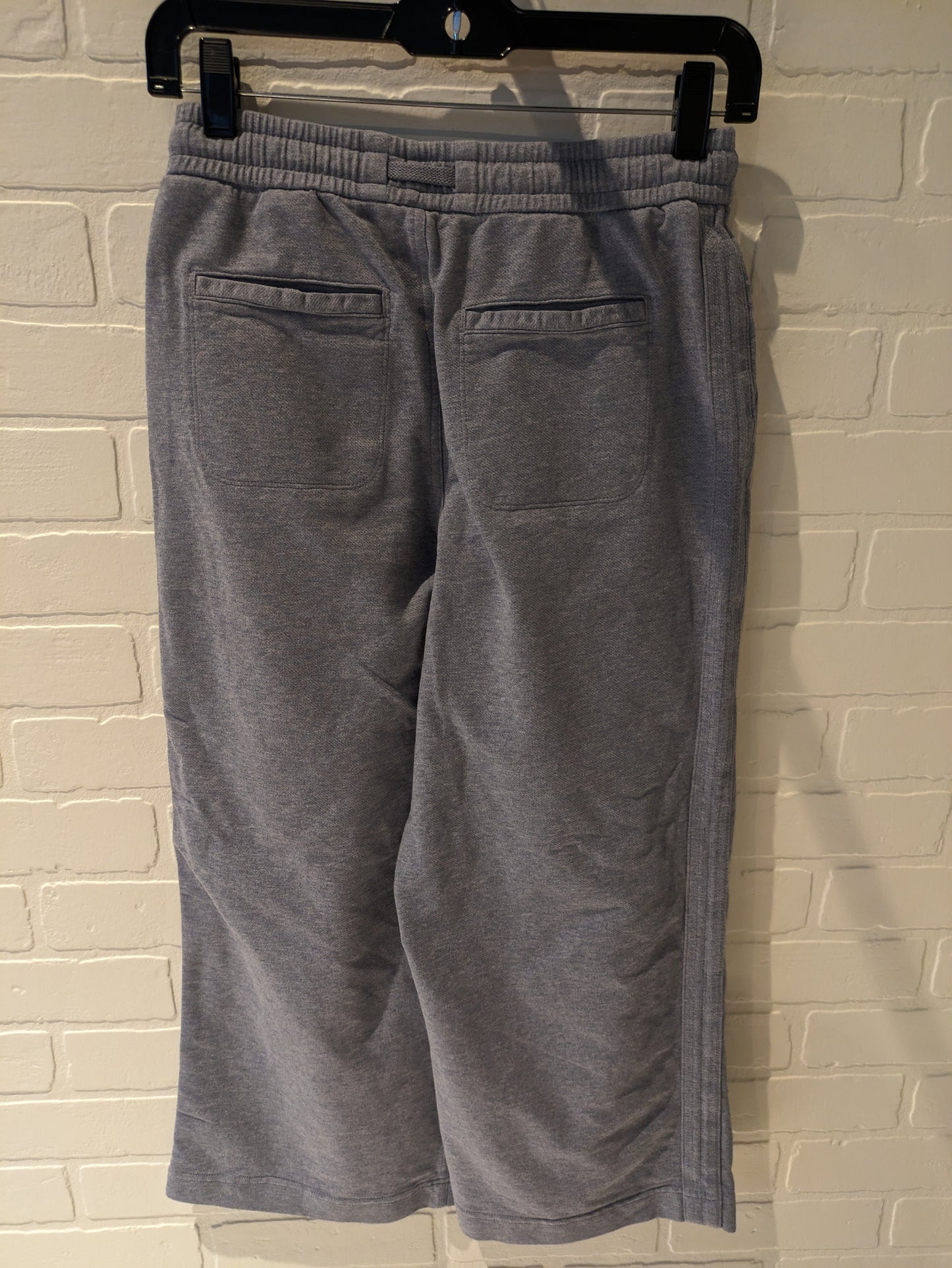 Pants Cropped By Athleta Size: 0