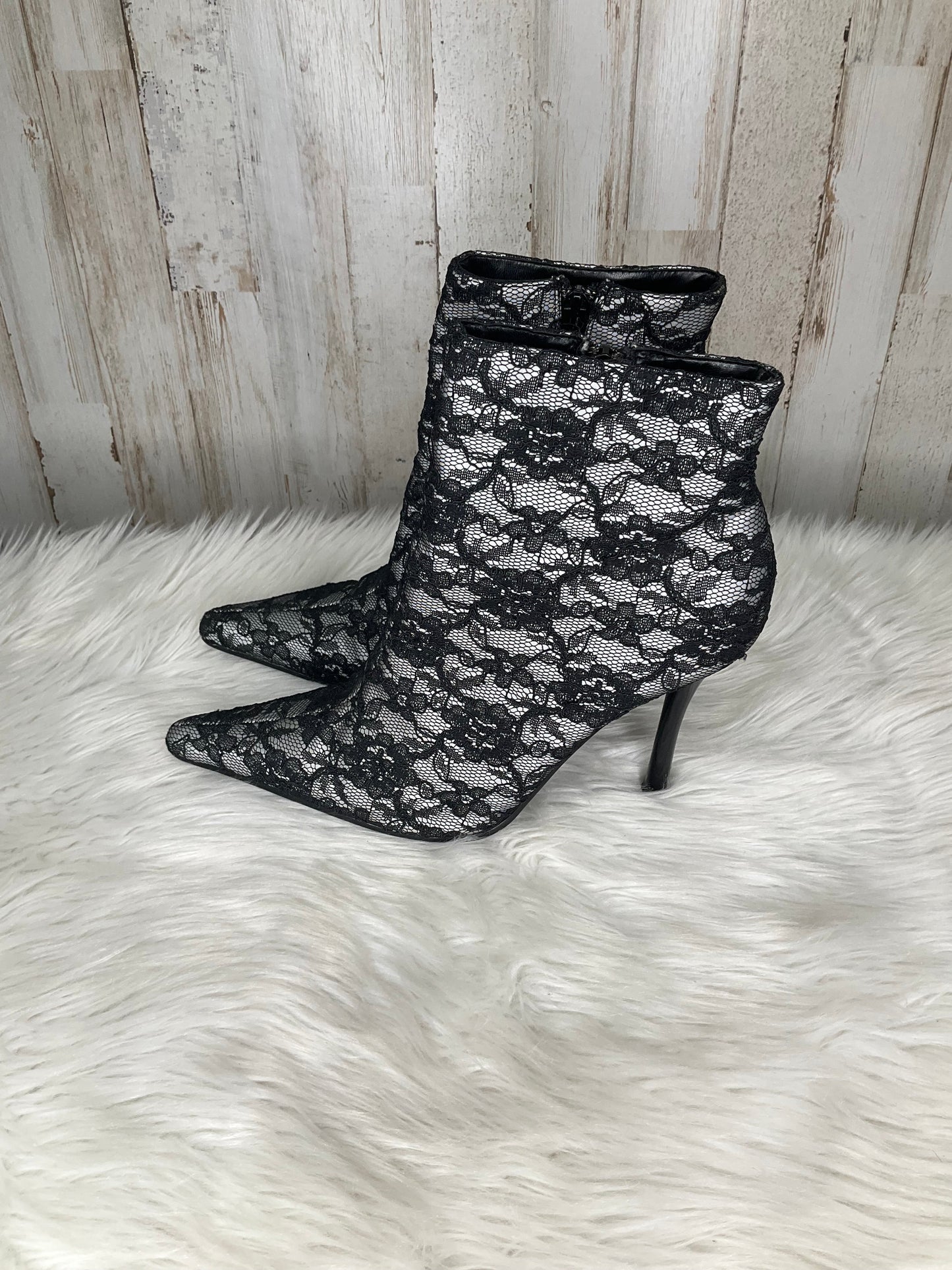 Boots Ankle Heels By Bakers Shoes Size: 8.5