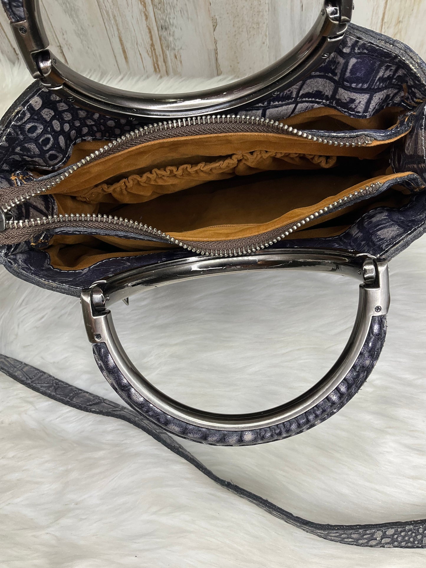 Handbag Designer By Patricia Nash Size: Medium