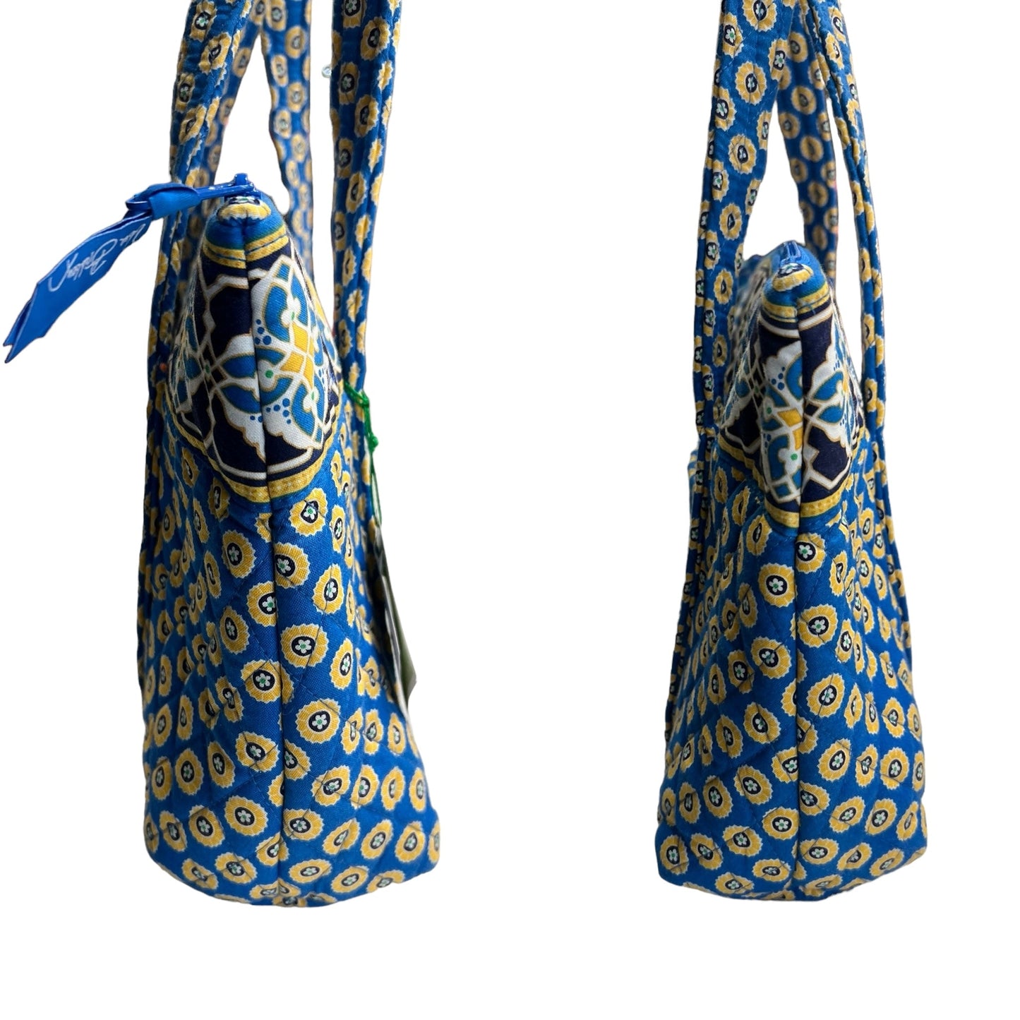 Handbag By Vera Bradley Size: Medium