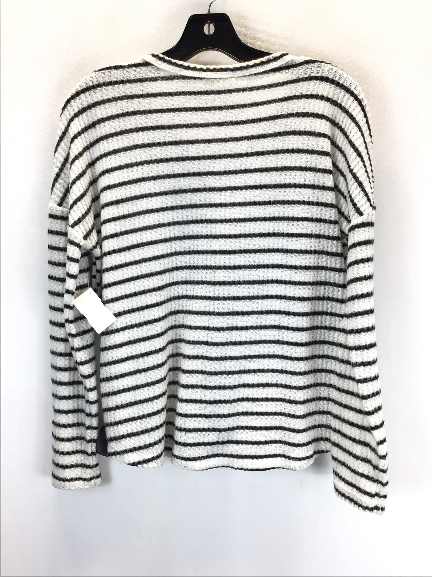 Sweater By Heart & Hips Size: L