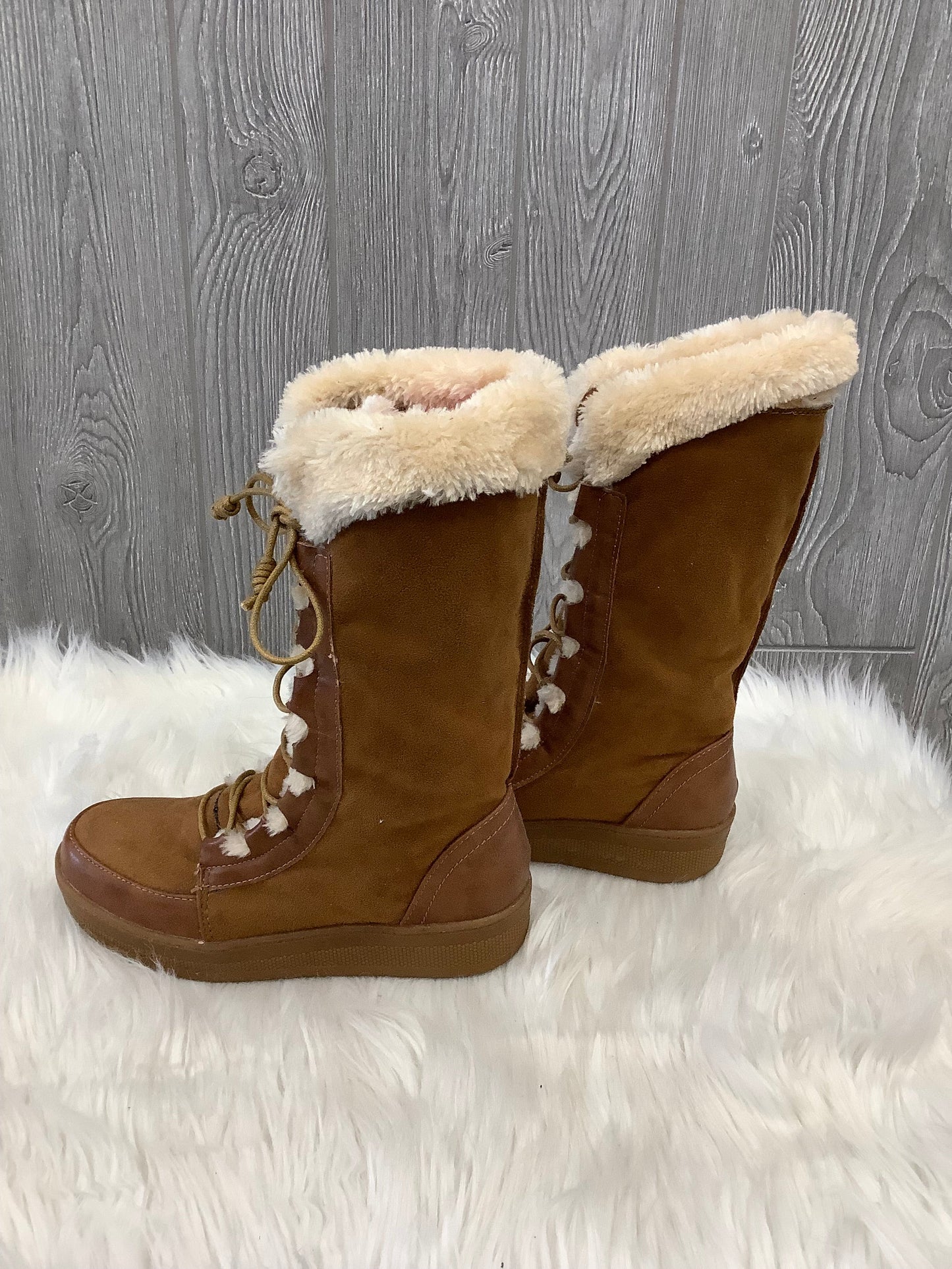 Boots Mid-calf Flats By Cmf Size: 6.5
