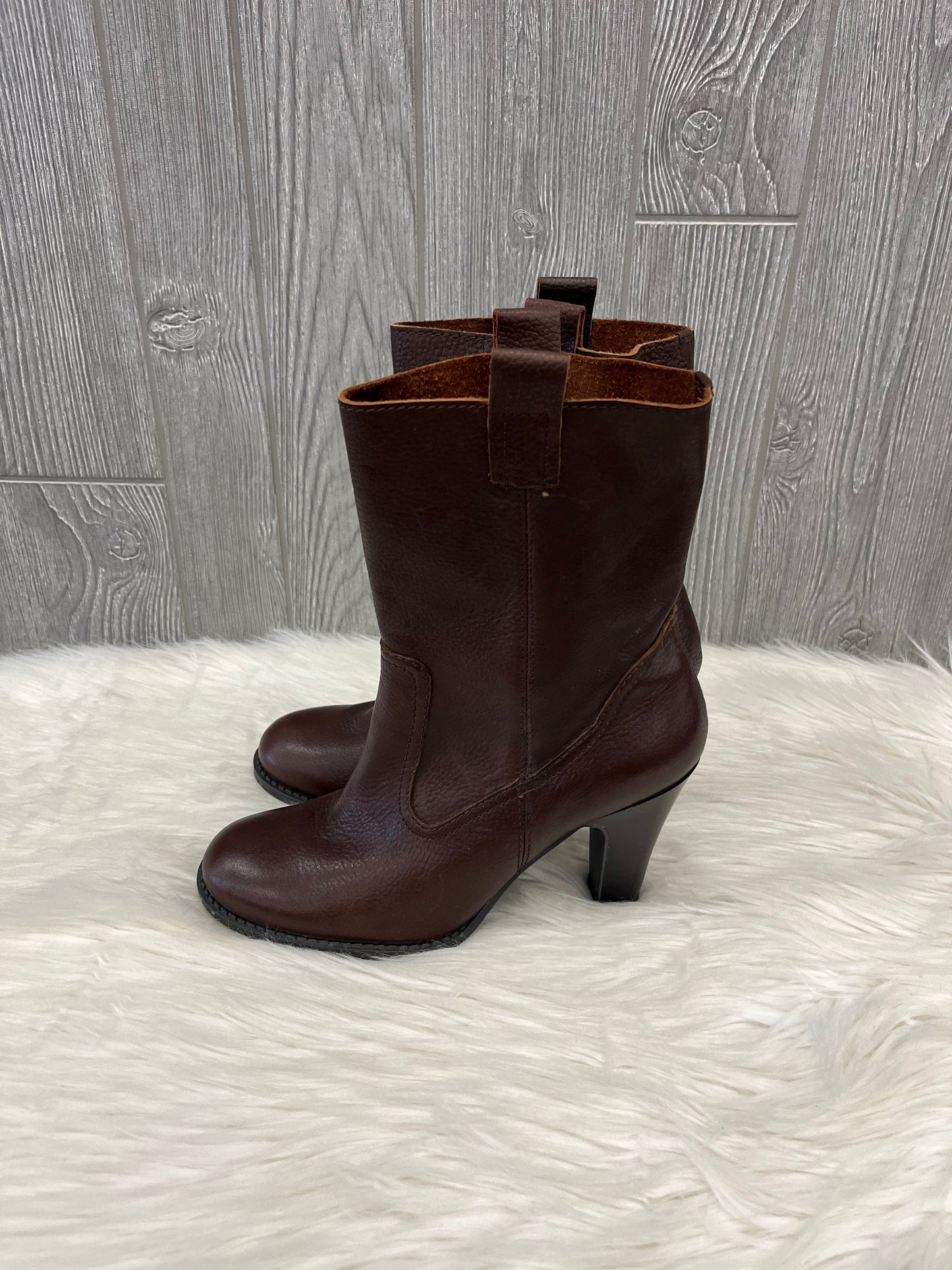 Boots Ankle Heels By Clothes Mentor Size: 9