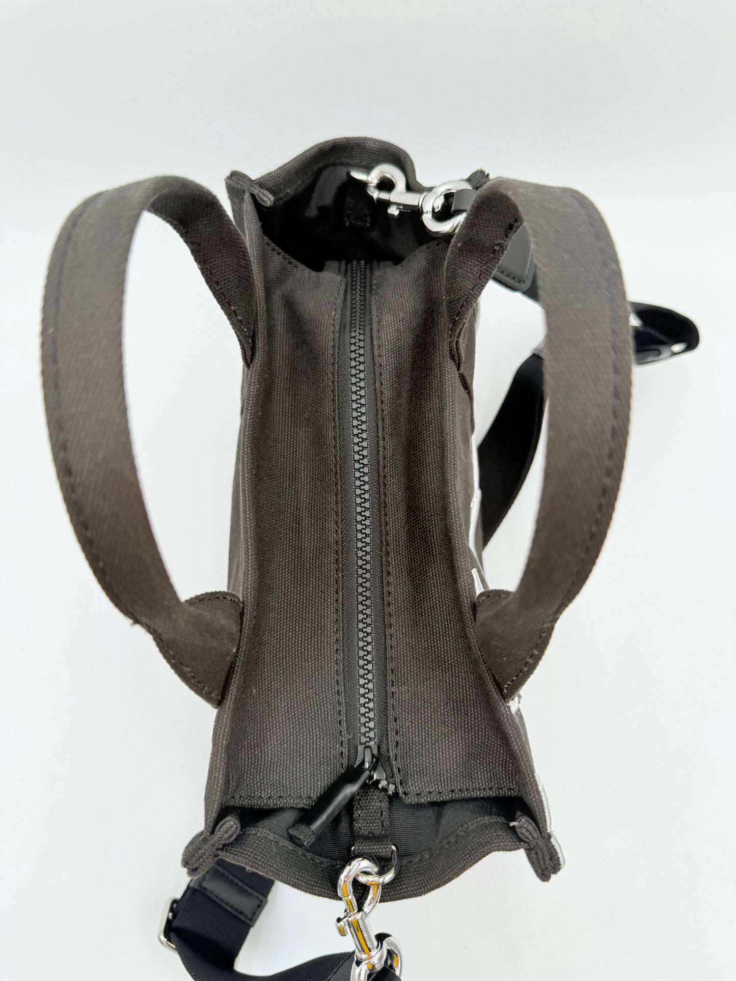 Handbag Luxury Designer By Marc Jacobs In Black, Size:Small