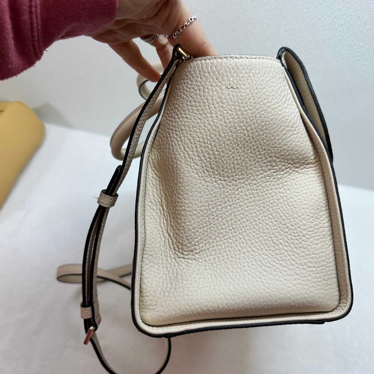 Handbag Designer By Kate Spade, Size: Medium