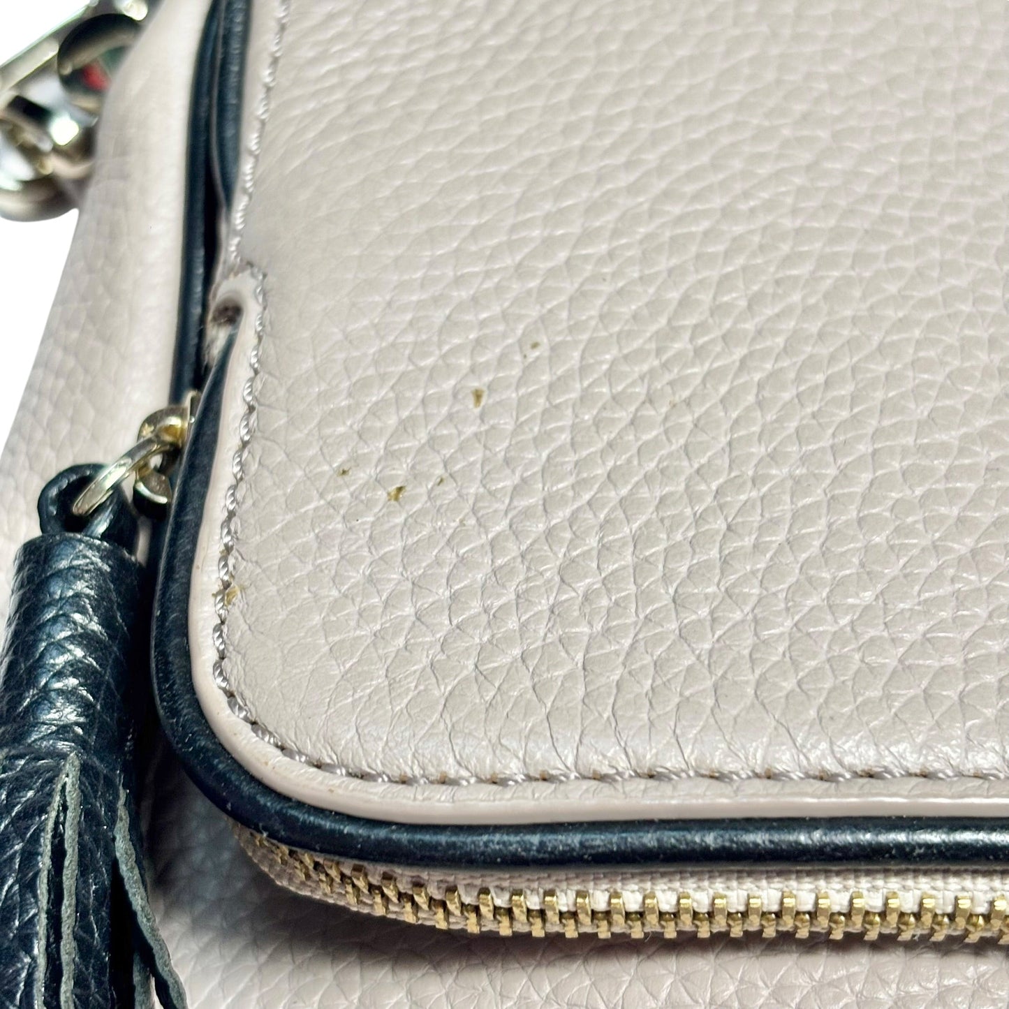 Crossbody Designer By Kate Spade, Size: Large
