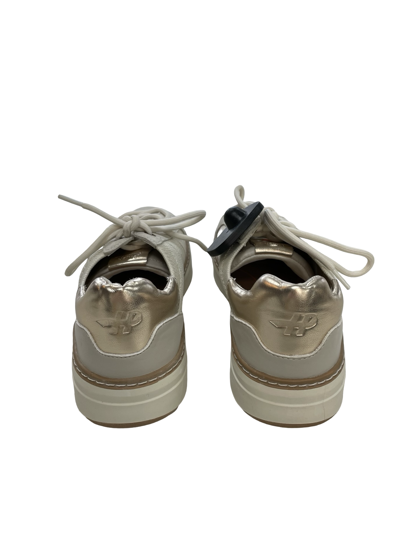 Shoes Athletic By Hush Puppies In Cream, Size:6