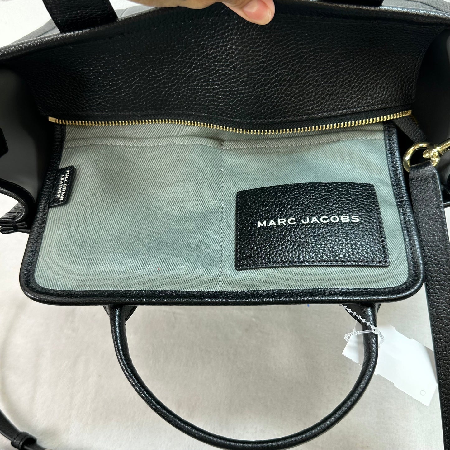Tote Luxury Designer By Marc Jacobs, Size: Medium