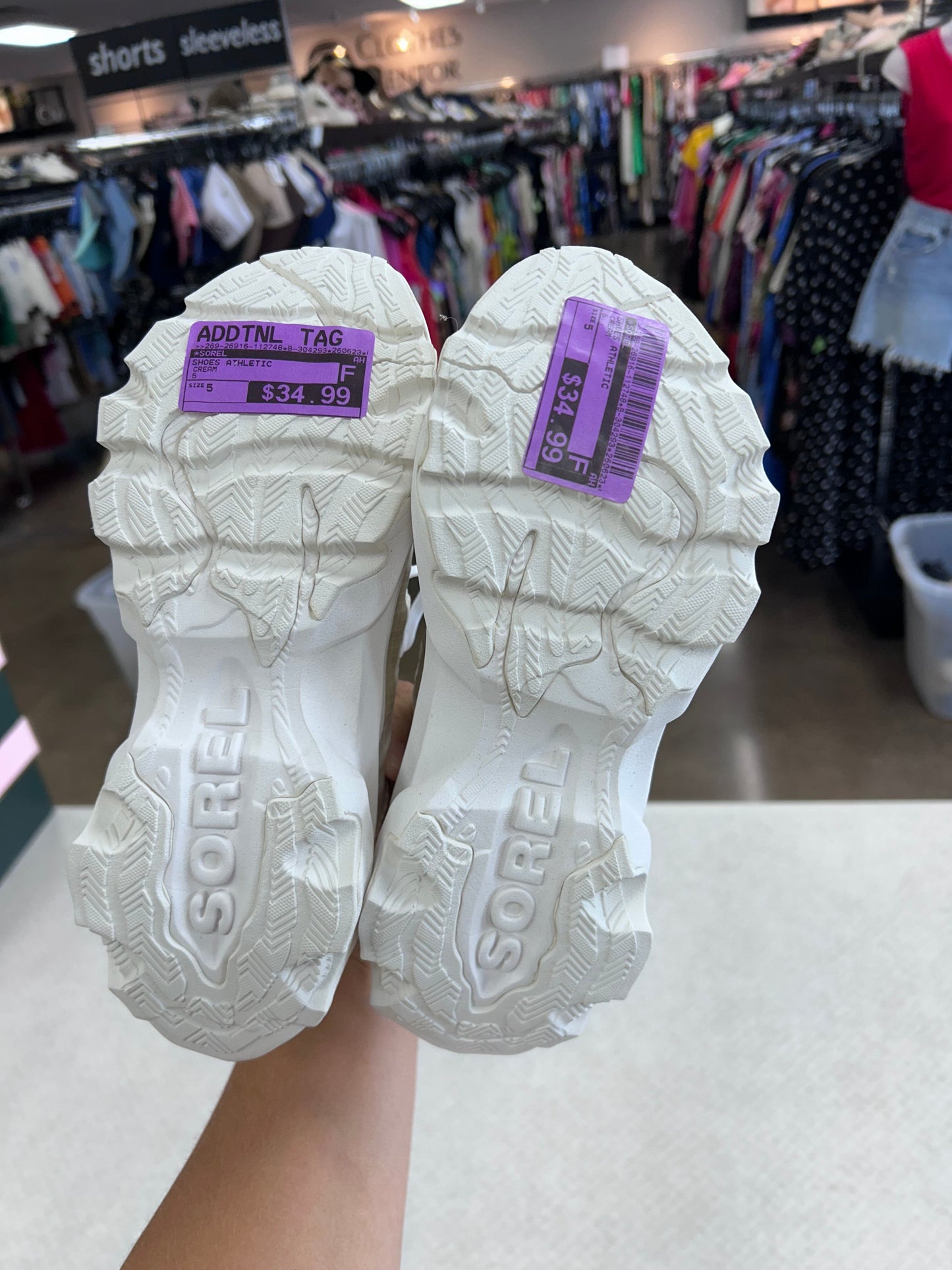Shoes Athletic By Sorel In Cream, Size:5