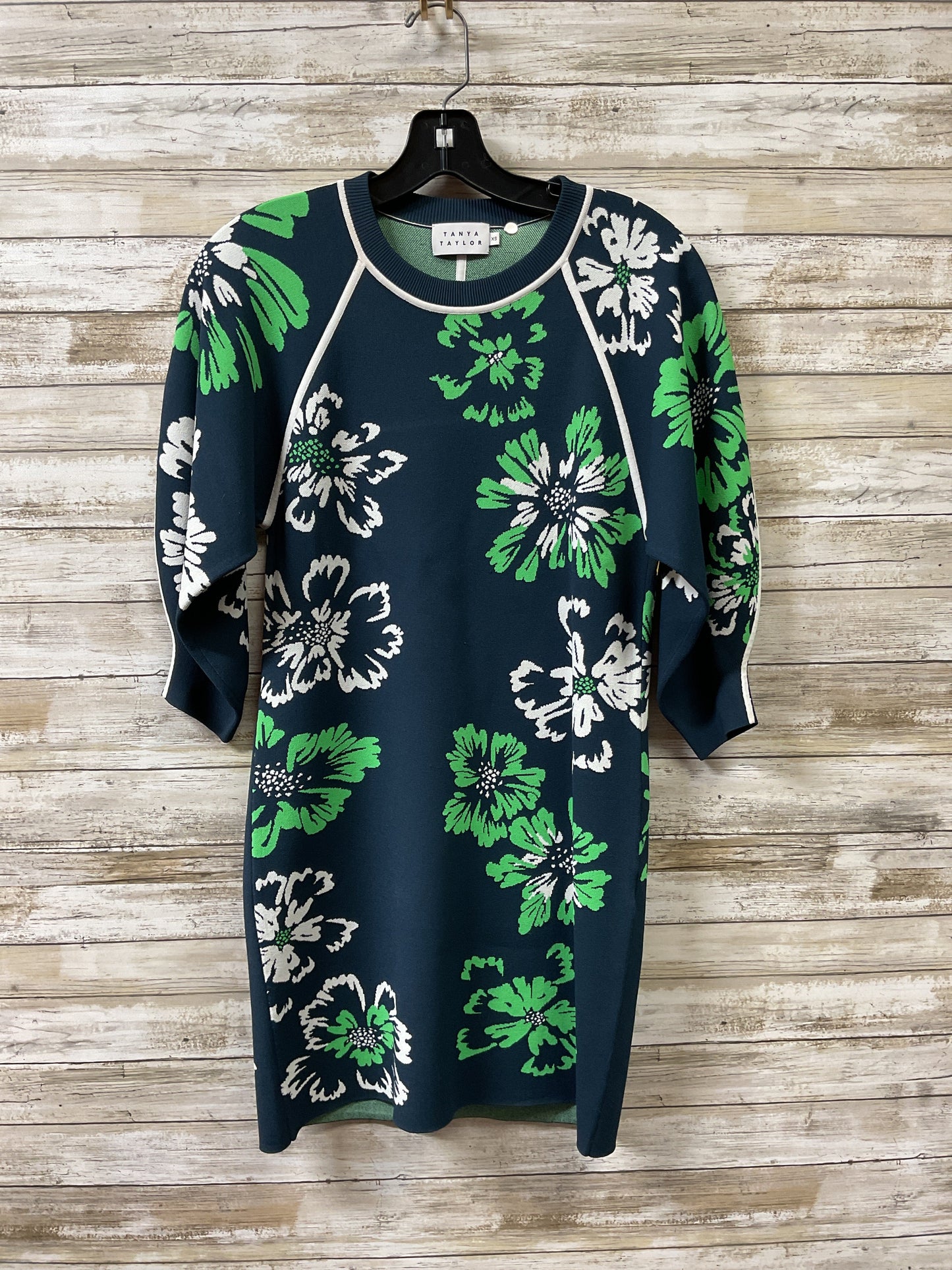 Dress Casual Short By Cma In Blue & Green, Size:Xs