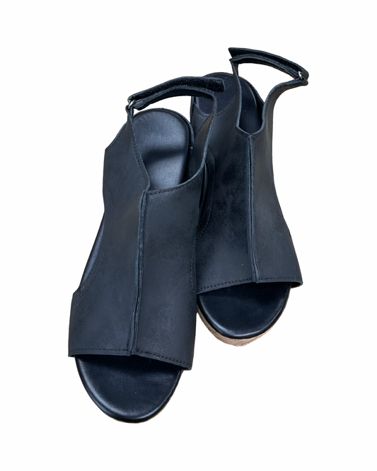 Sandals Heels Platform By Clothes Mentor In Black, Size:7.5