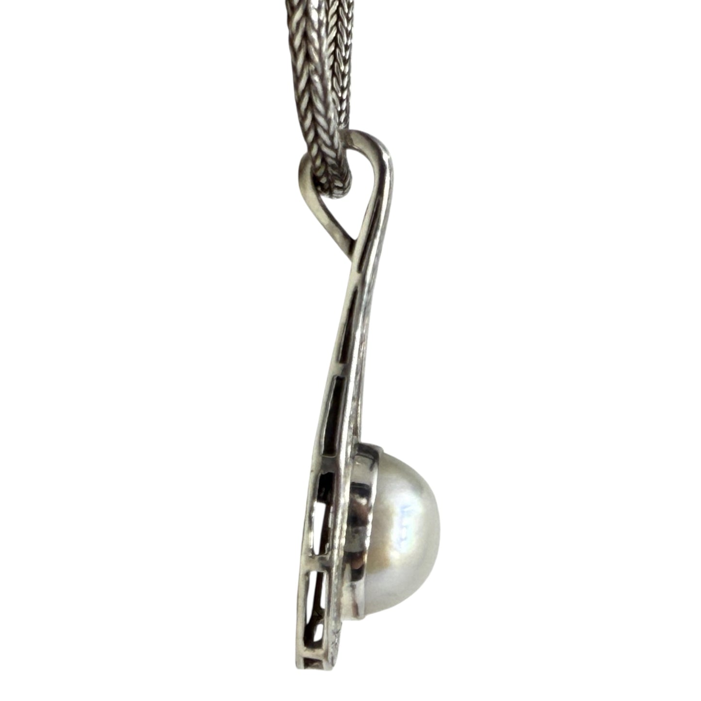 Sterling Silver Mabe Pearl Scrollwork Pendant & Wheat Chain Necklace