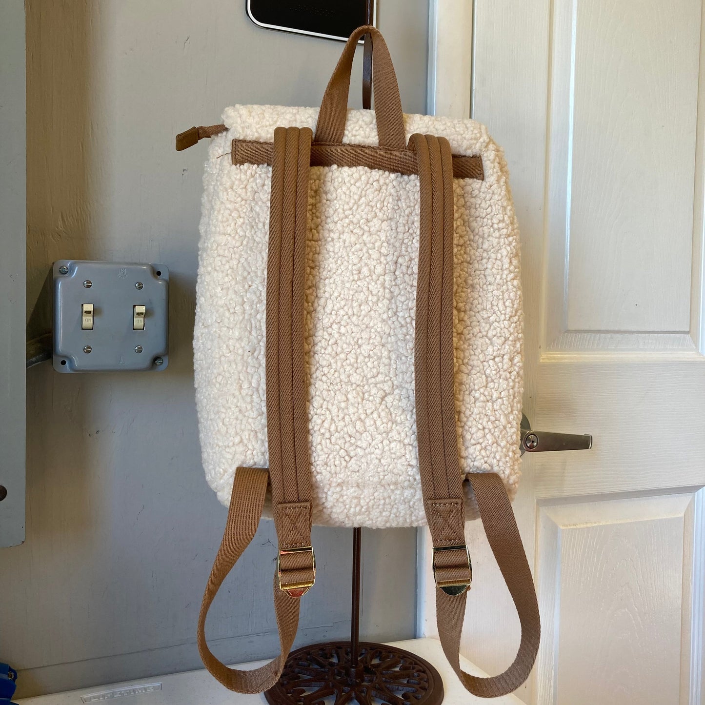 Backpack Designer By Ugg In Cream, Size:Medium