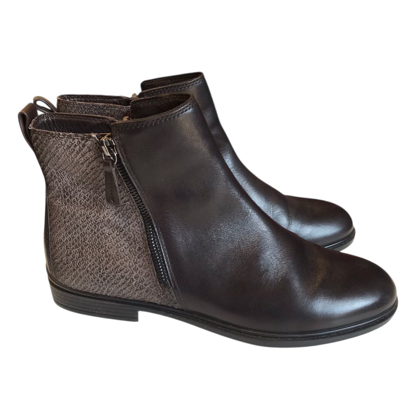 Boots Ankle Flats By Ecco In Brown, Size:8.5