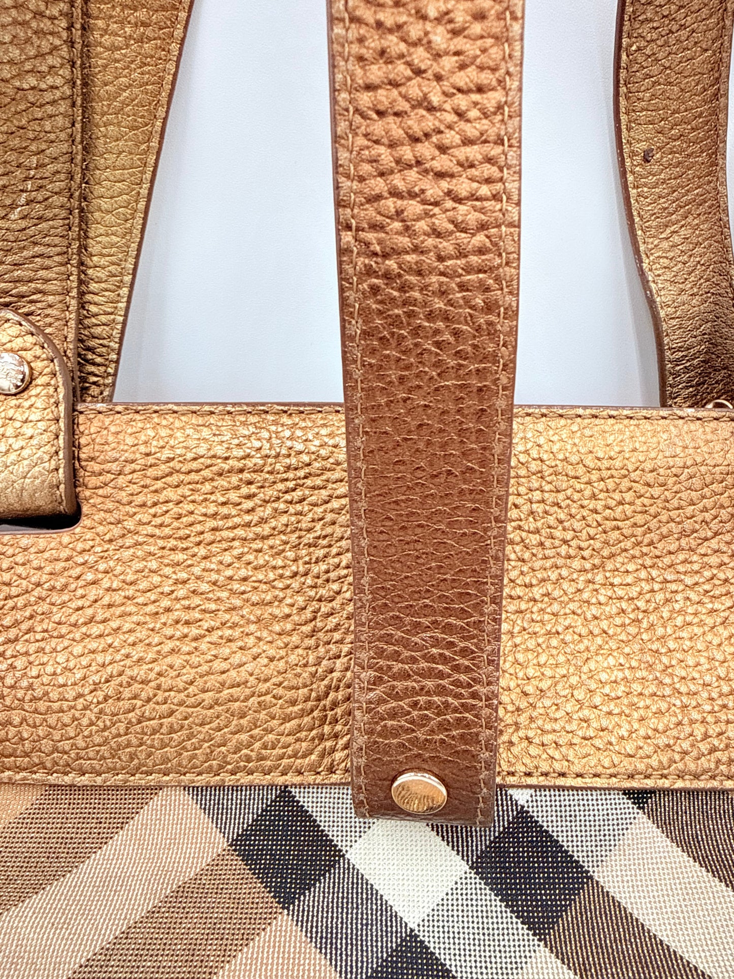 Handbag Luxury Designer By Burberry In Plaid Pattern, Size:Medium