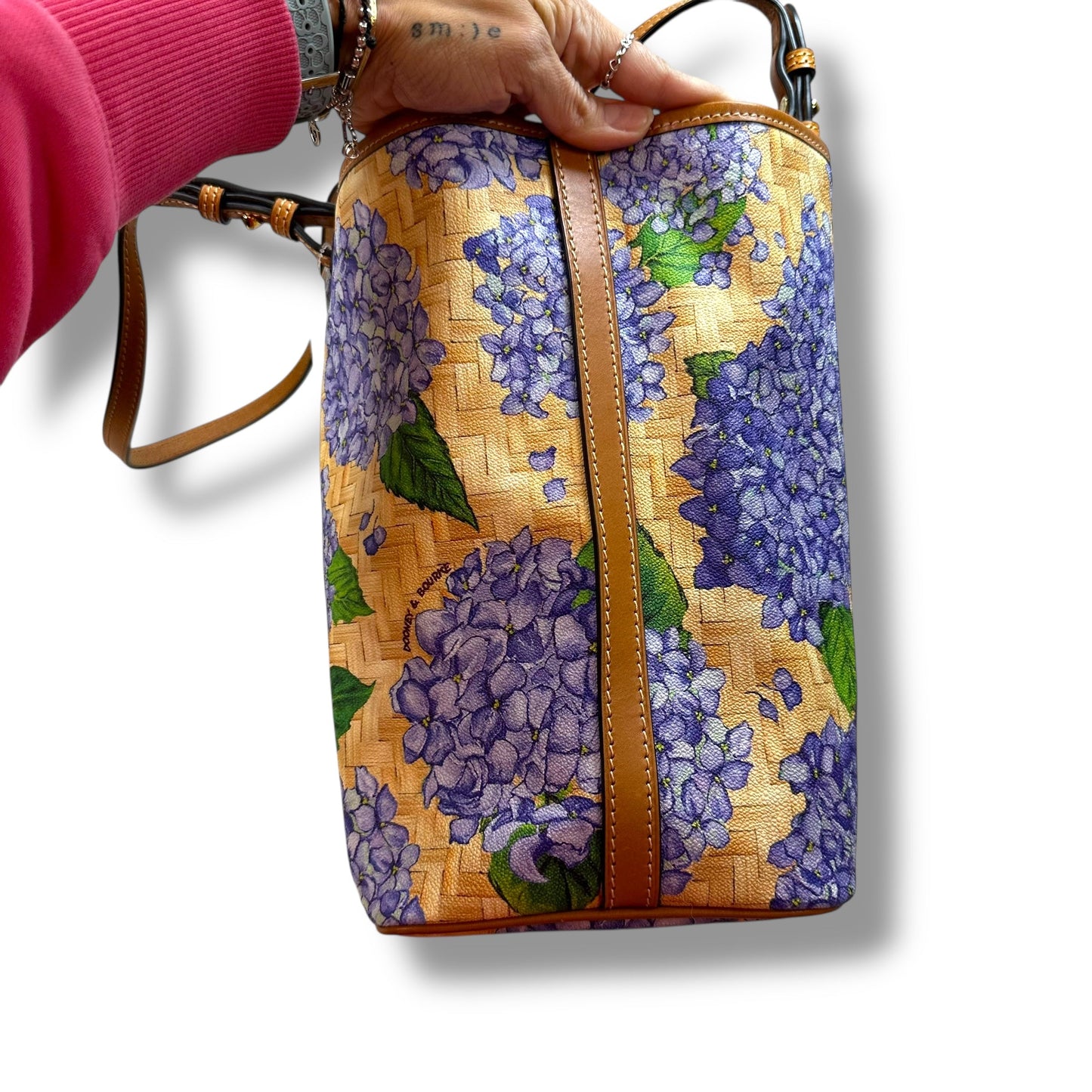 Handbag tote Designer By Dooney And Bourke, Size: Large