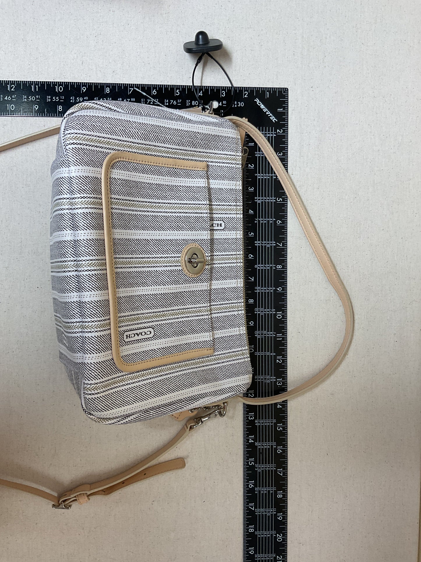 Handbag Designer By Coach In Cream & Grey, Size:Medium