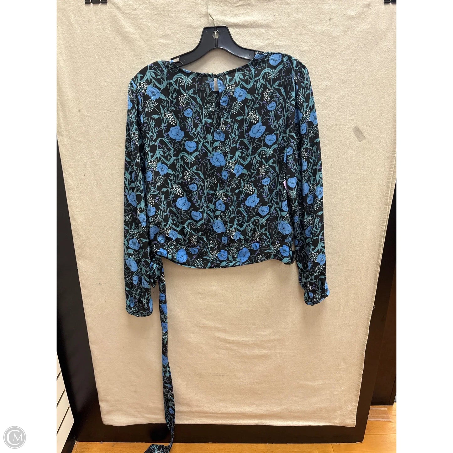 Top Long Sleeve By Who What Wear In Black & Blue, Size: M