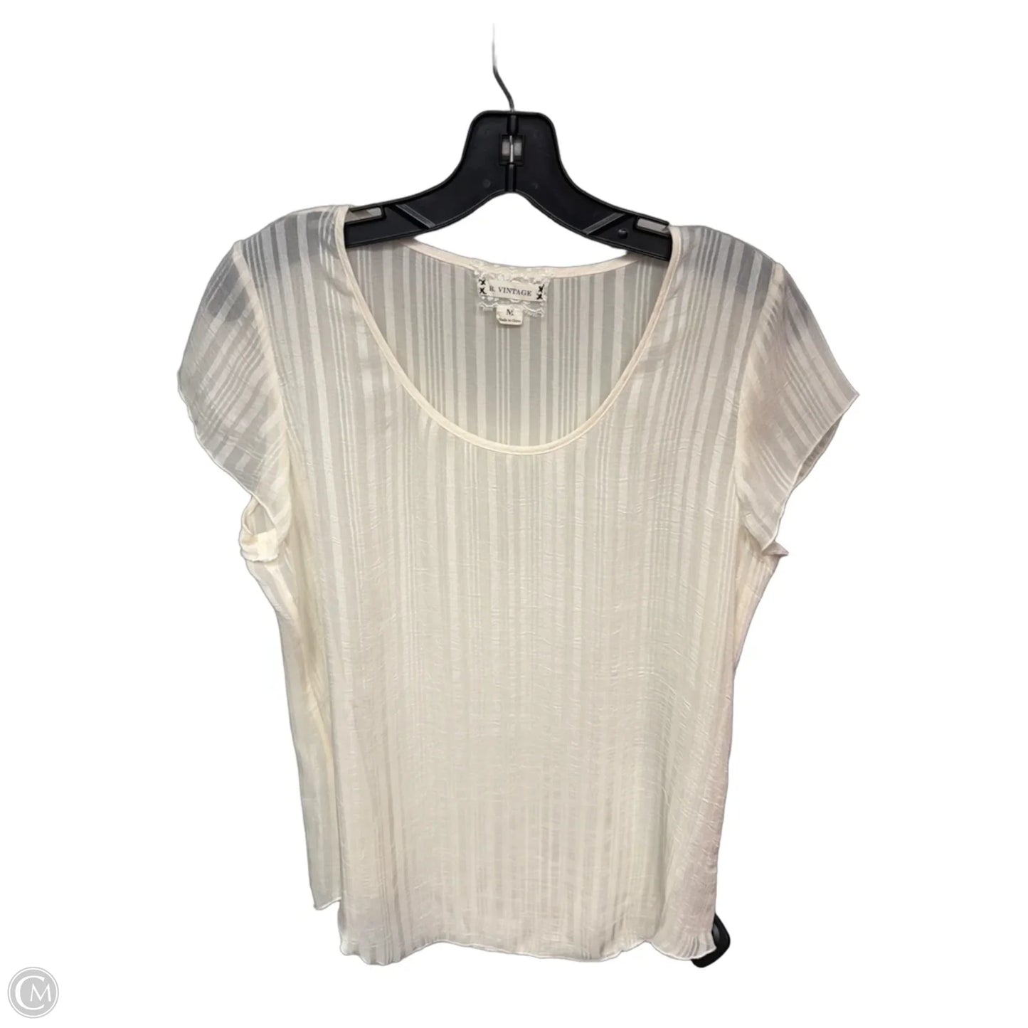 Top Short Sleeve By Clothes Mentor In Cream, Size: M