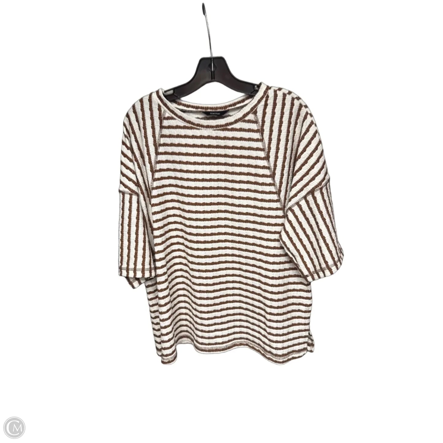 Top Short Sleeve By Dokotoo In Brown & White, Size: L
