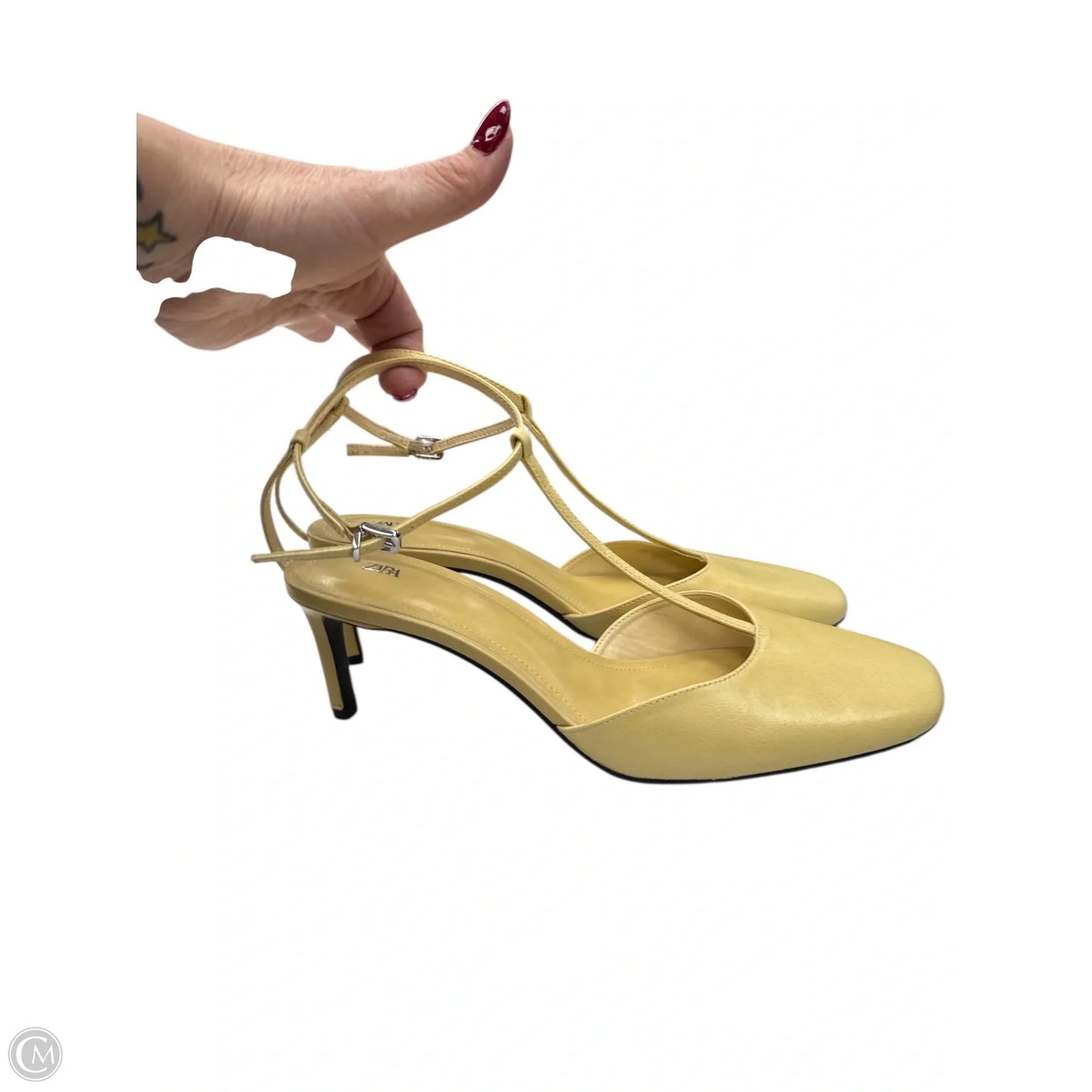 Shoes Heels Kitten By Zara In Yellow, Size: 9