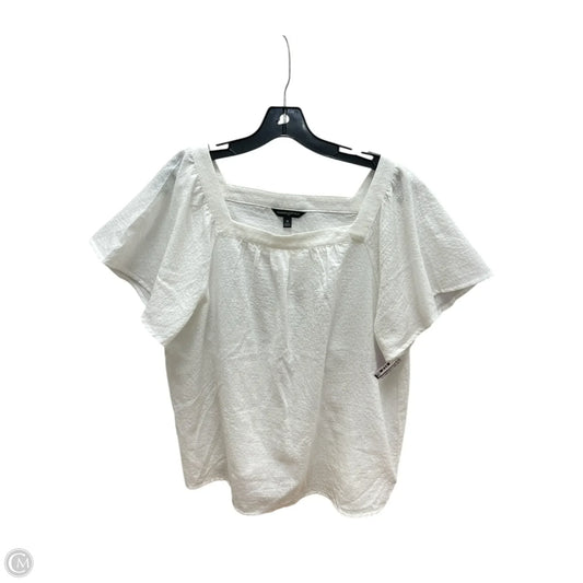 Top Short Sleeve By Banana Republic In White, Size: M