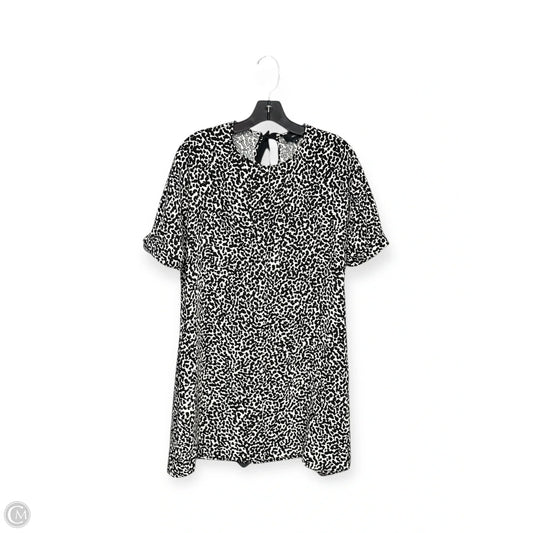 Dress Casual Short By Clothes Mentor In Animal Print, Size: S