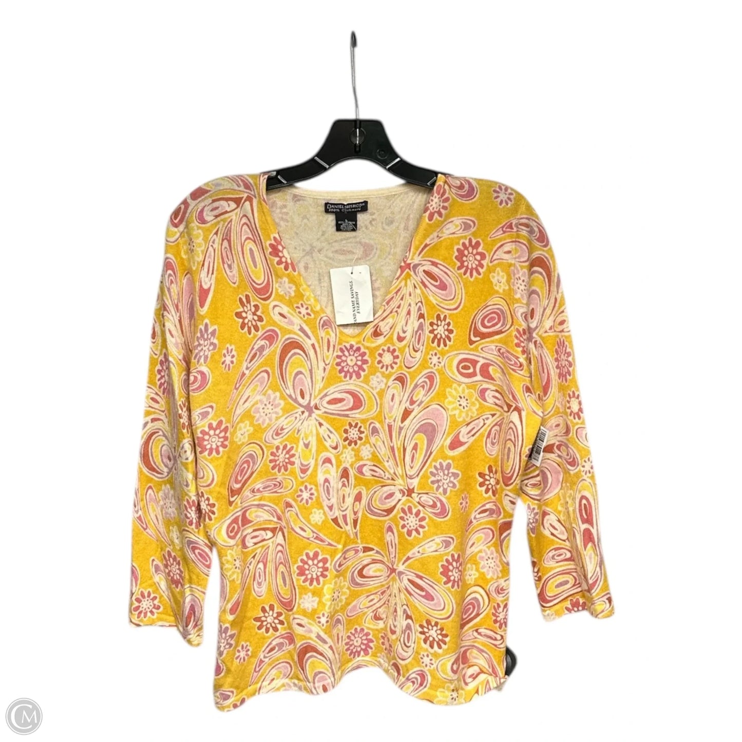 Sweater Cardigan By Clothes Mentor In Yellow, Size: L